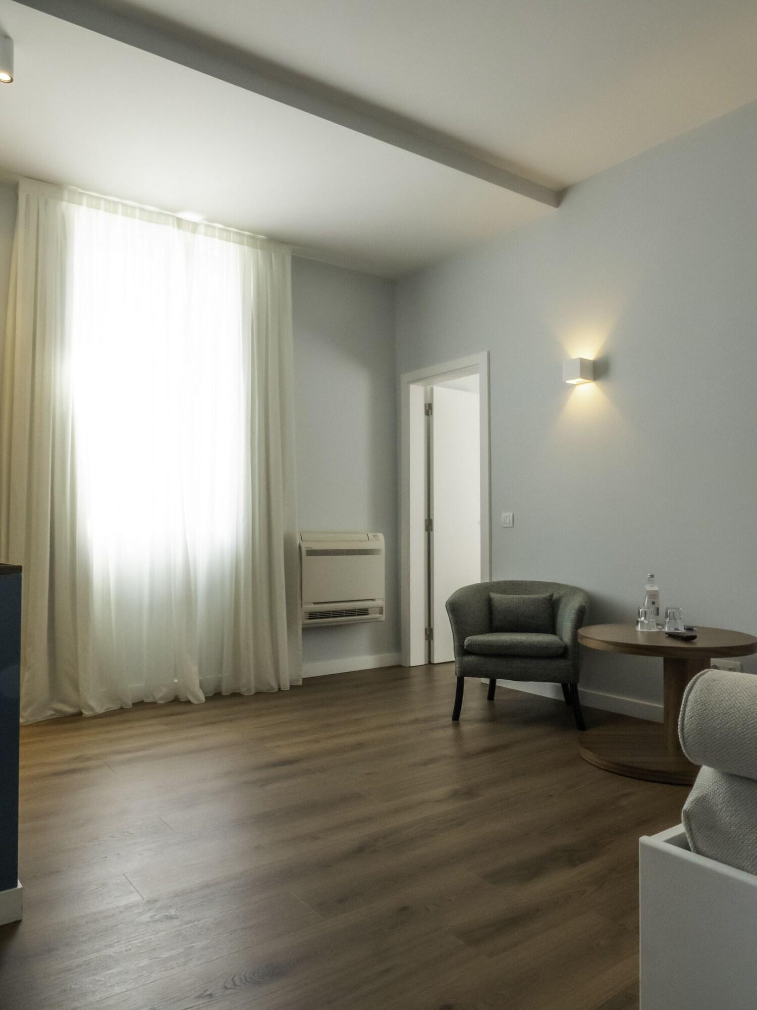 Family Room City View