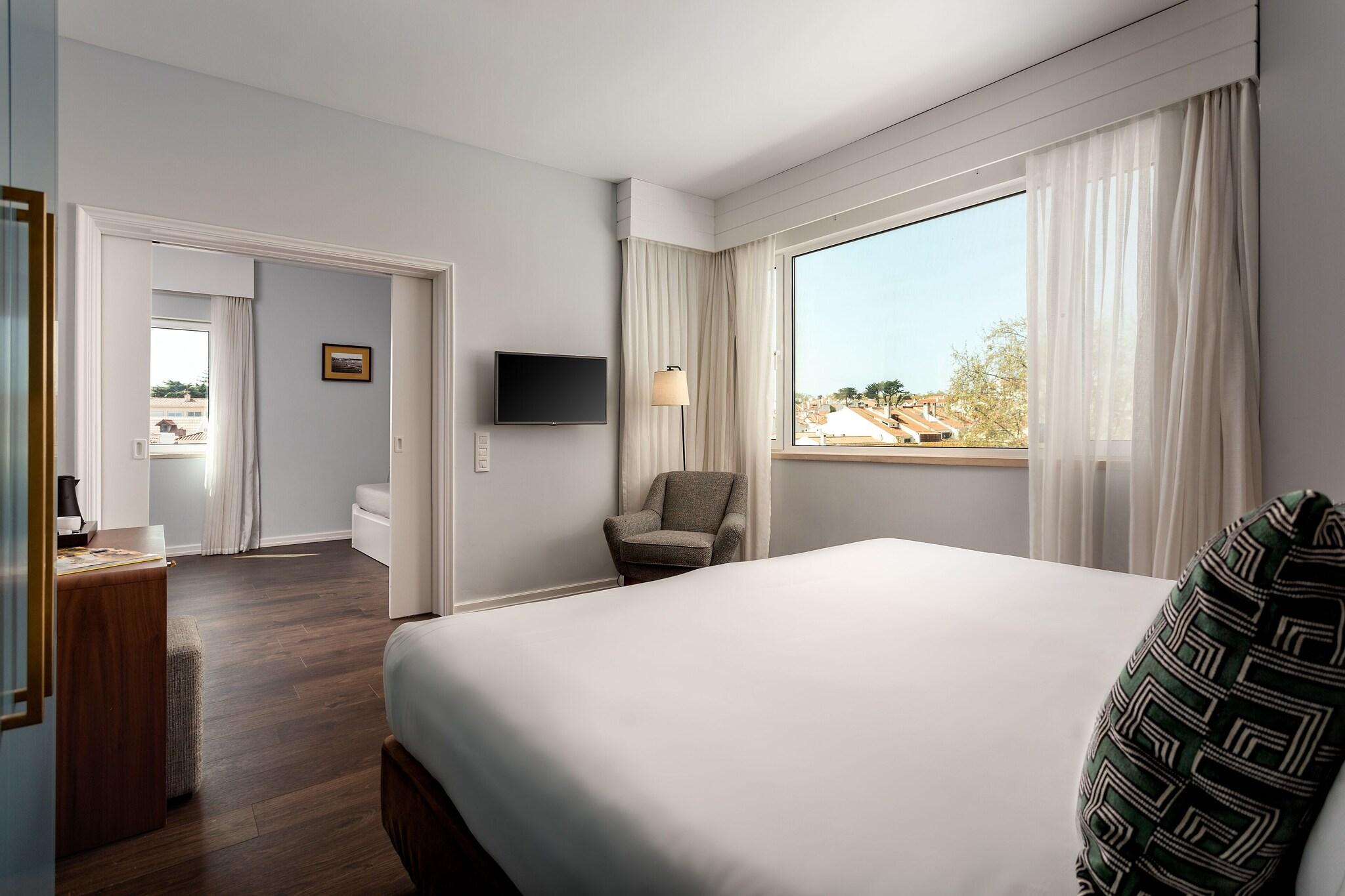 Family Room City View