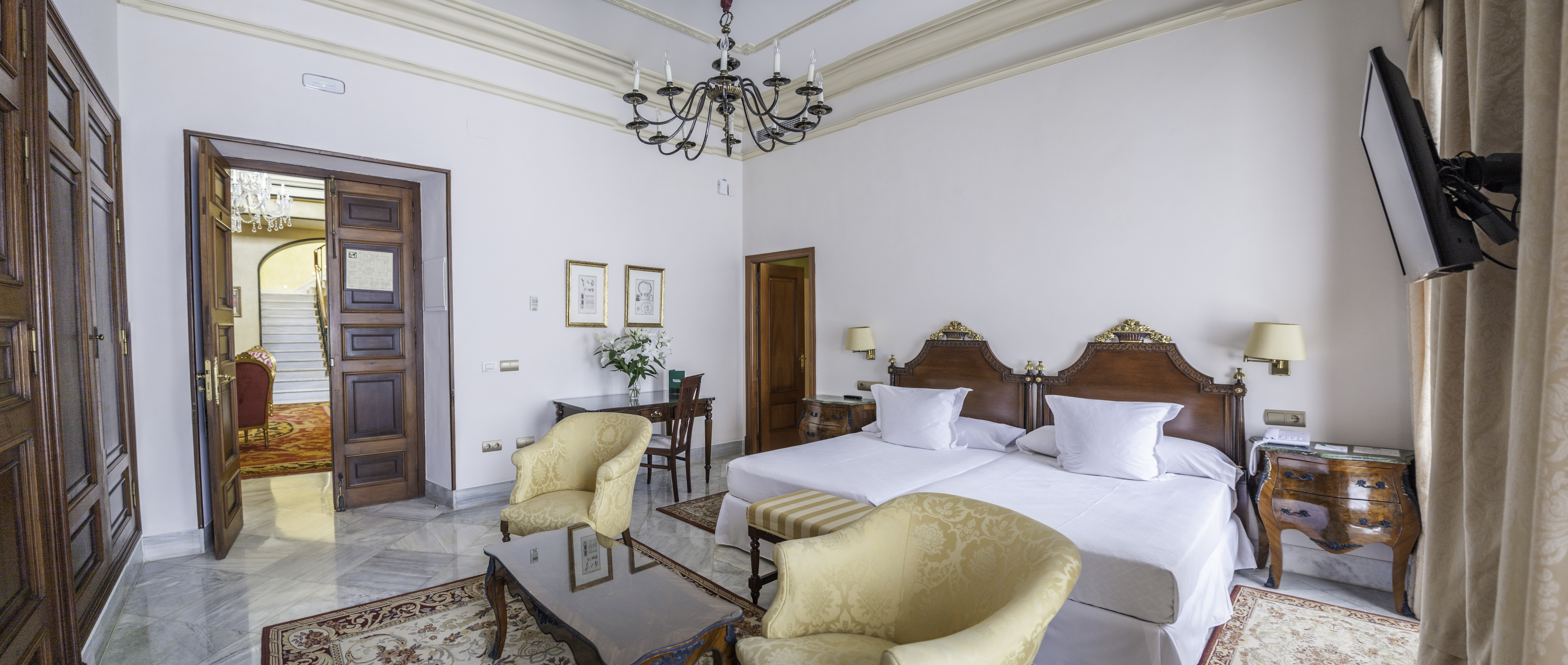 Double or Twin Standard