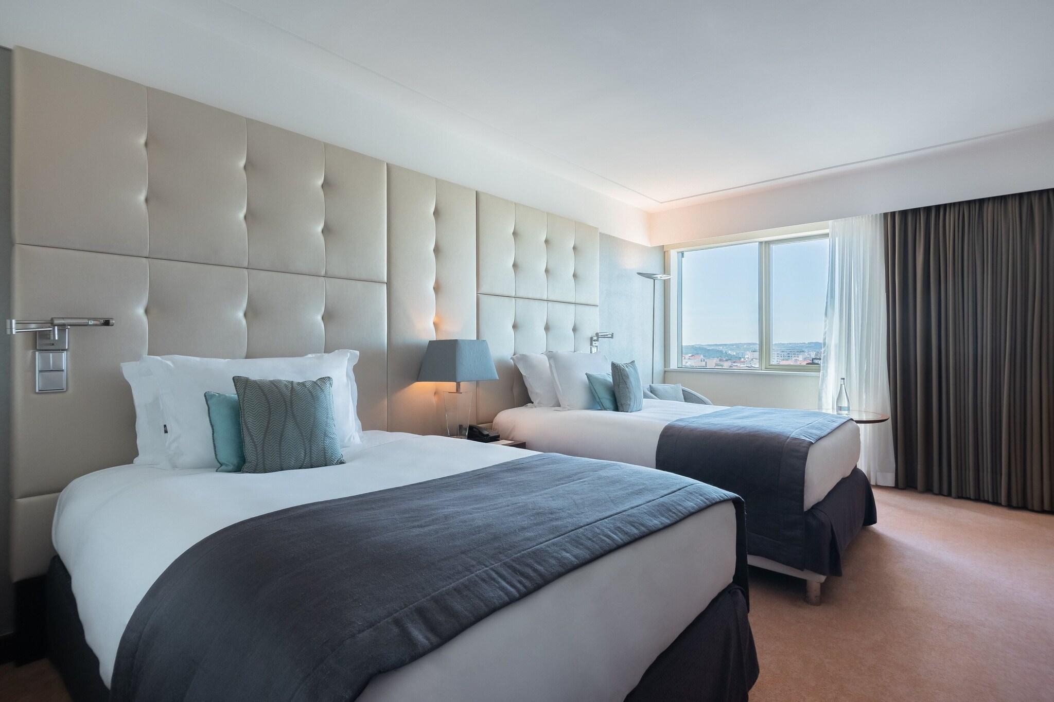 Suite Queen Size Bed