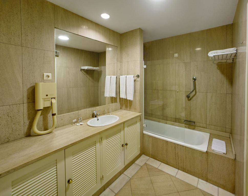 Double or Twin Sea View