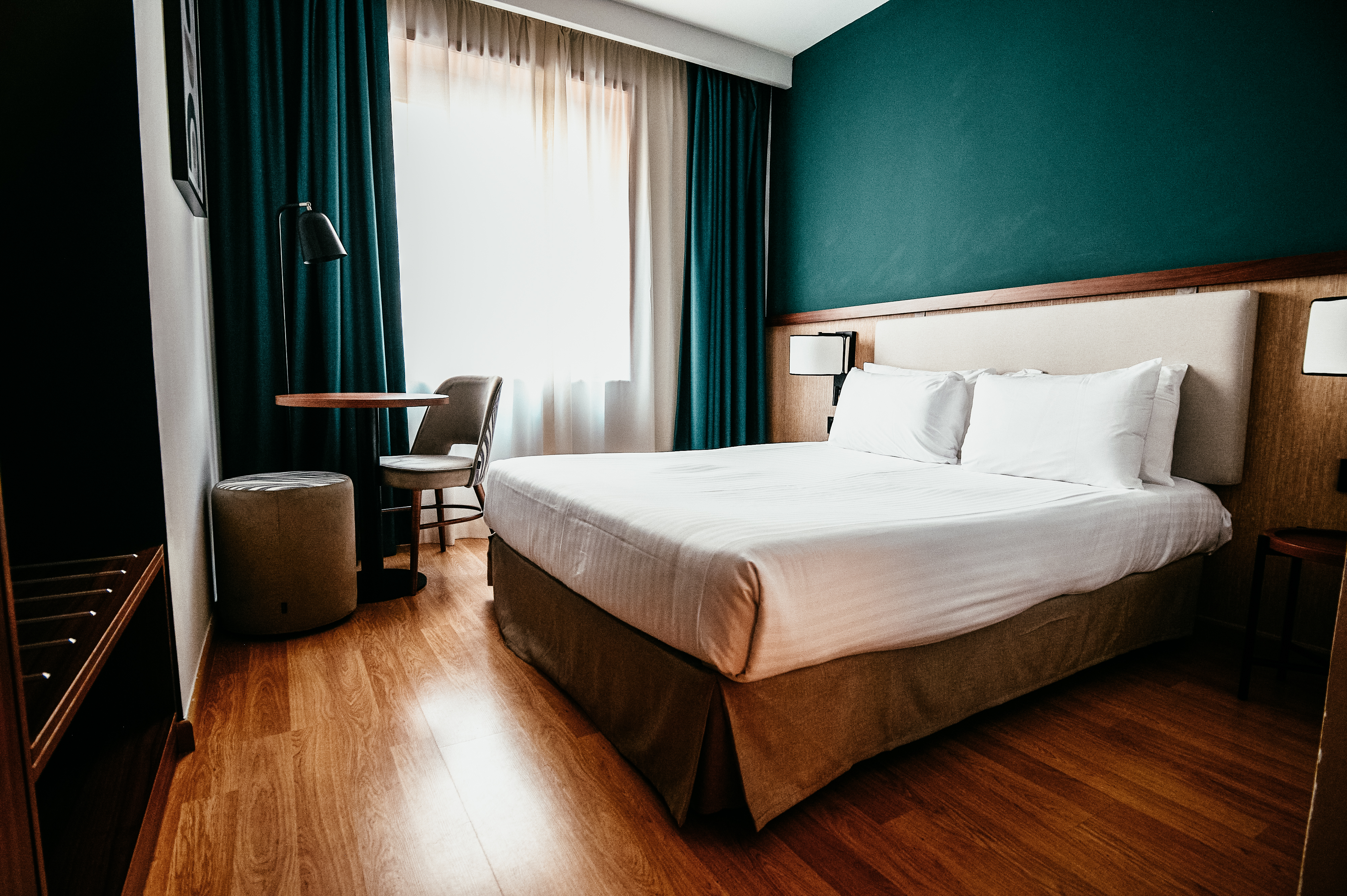 Double Queen Size Bed