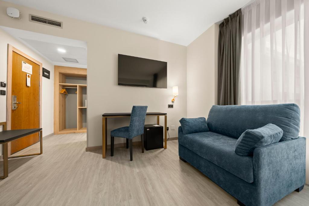 Family Room Standard