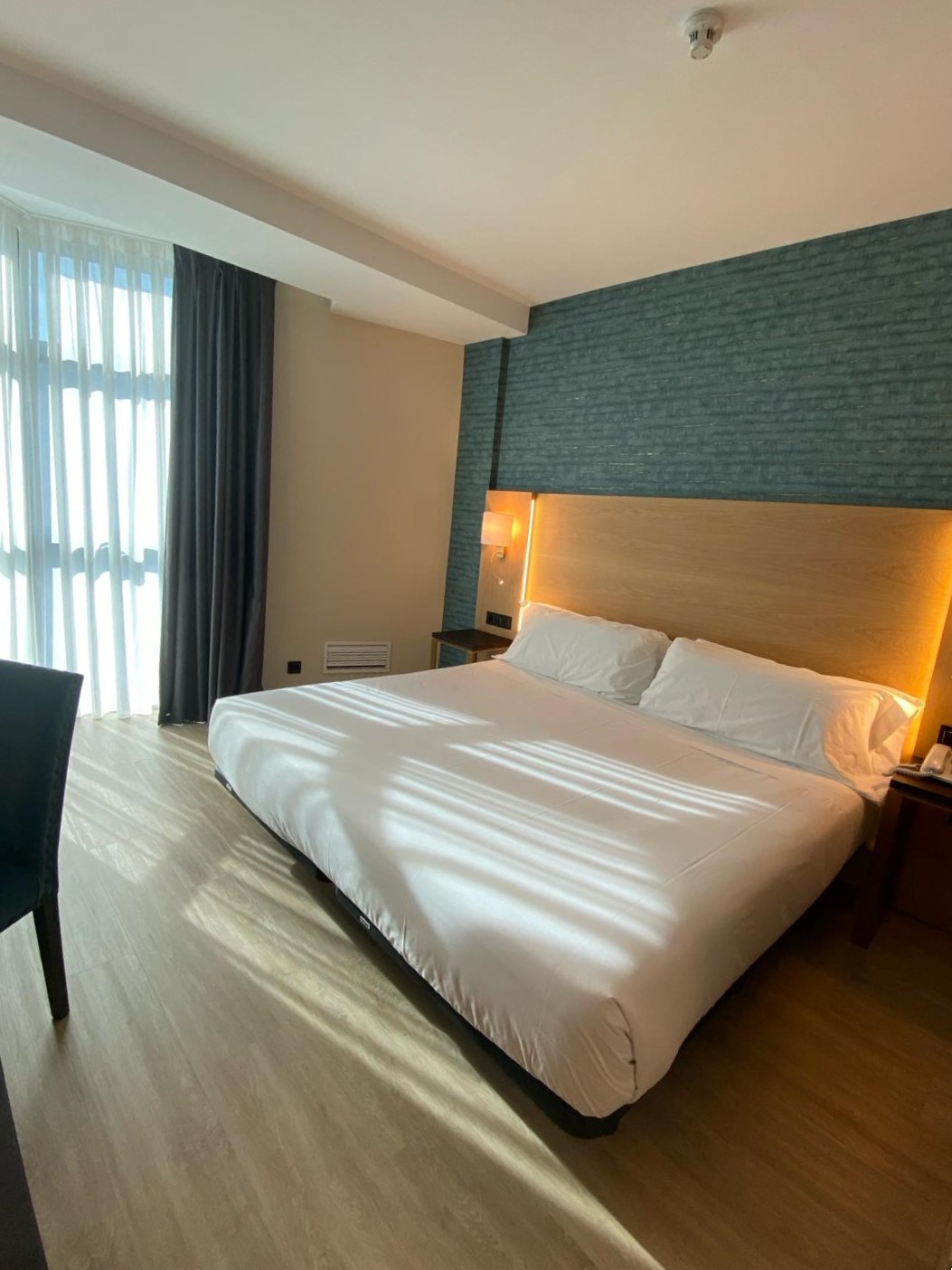 Double or Twin Standard