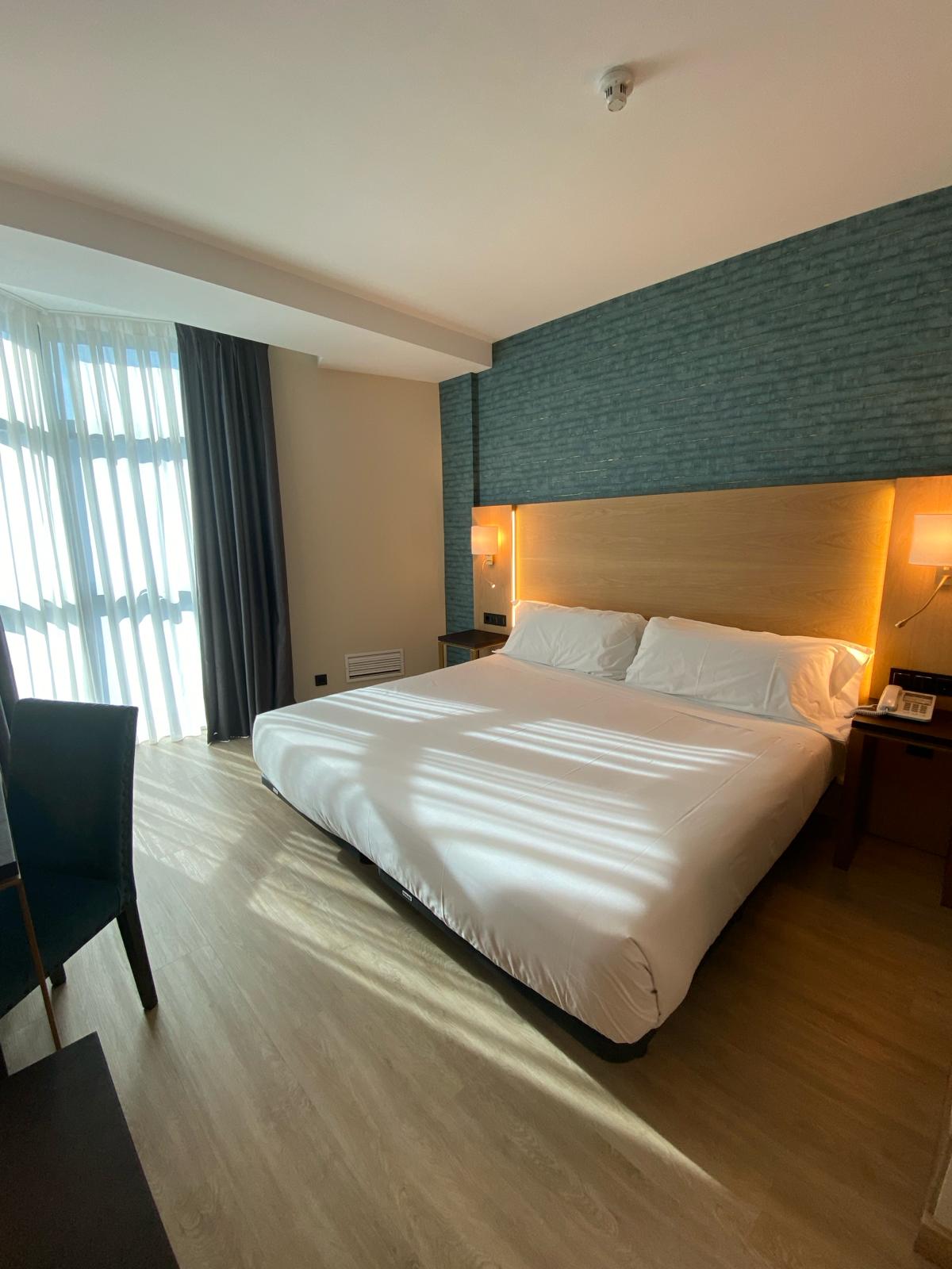 Double or Twin Standard