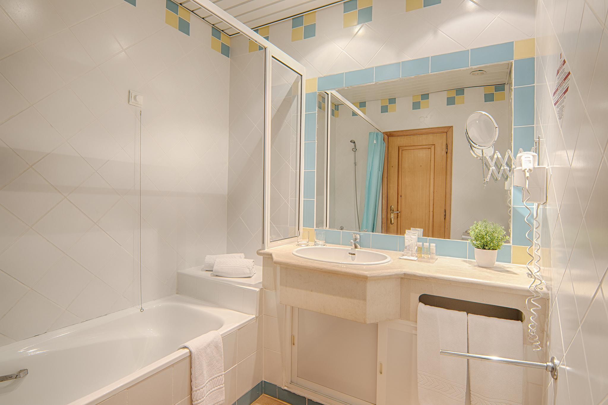 Apartment Pool View One Bedroom