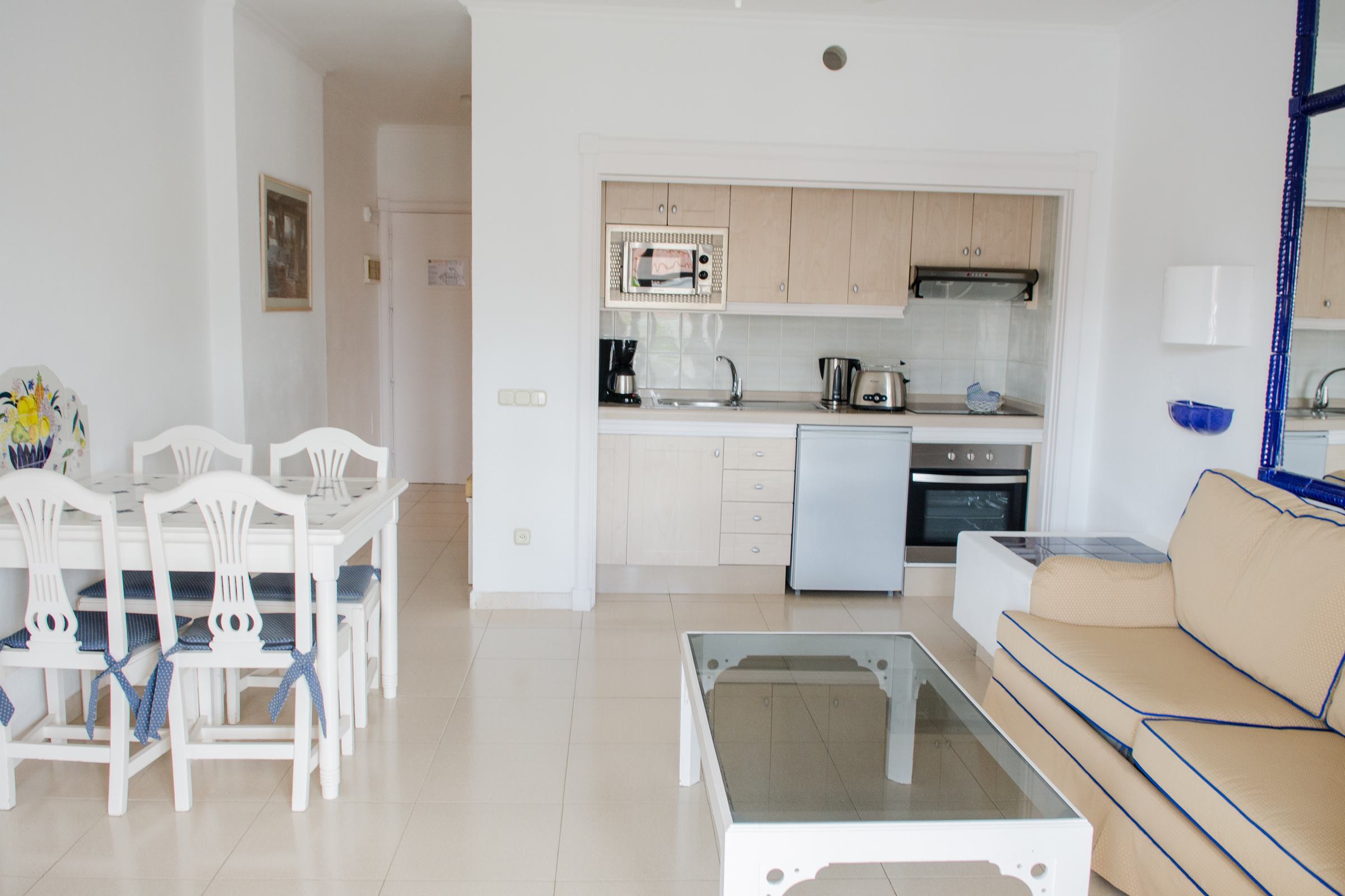 Apartment Capacity 4