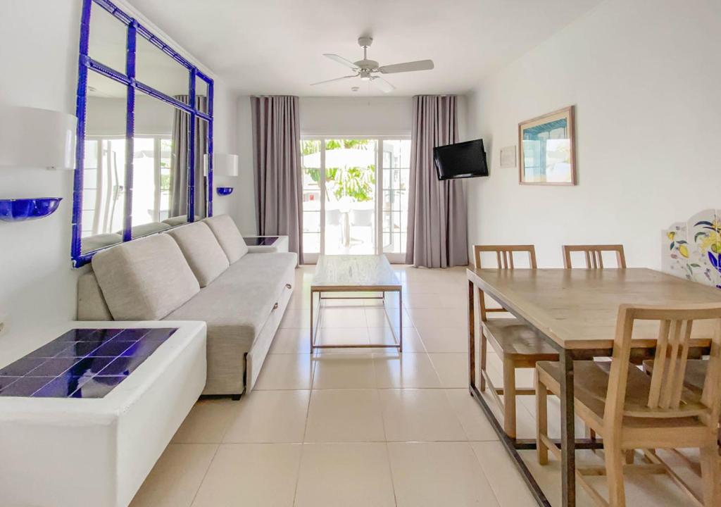 Apartment Capacity 4