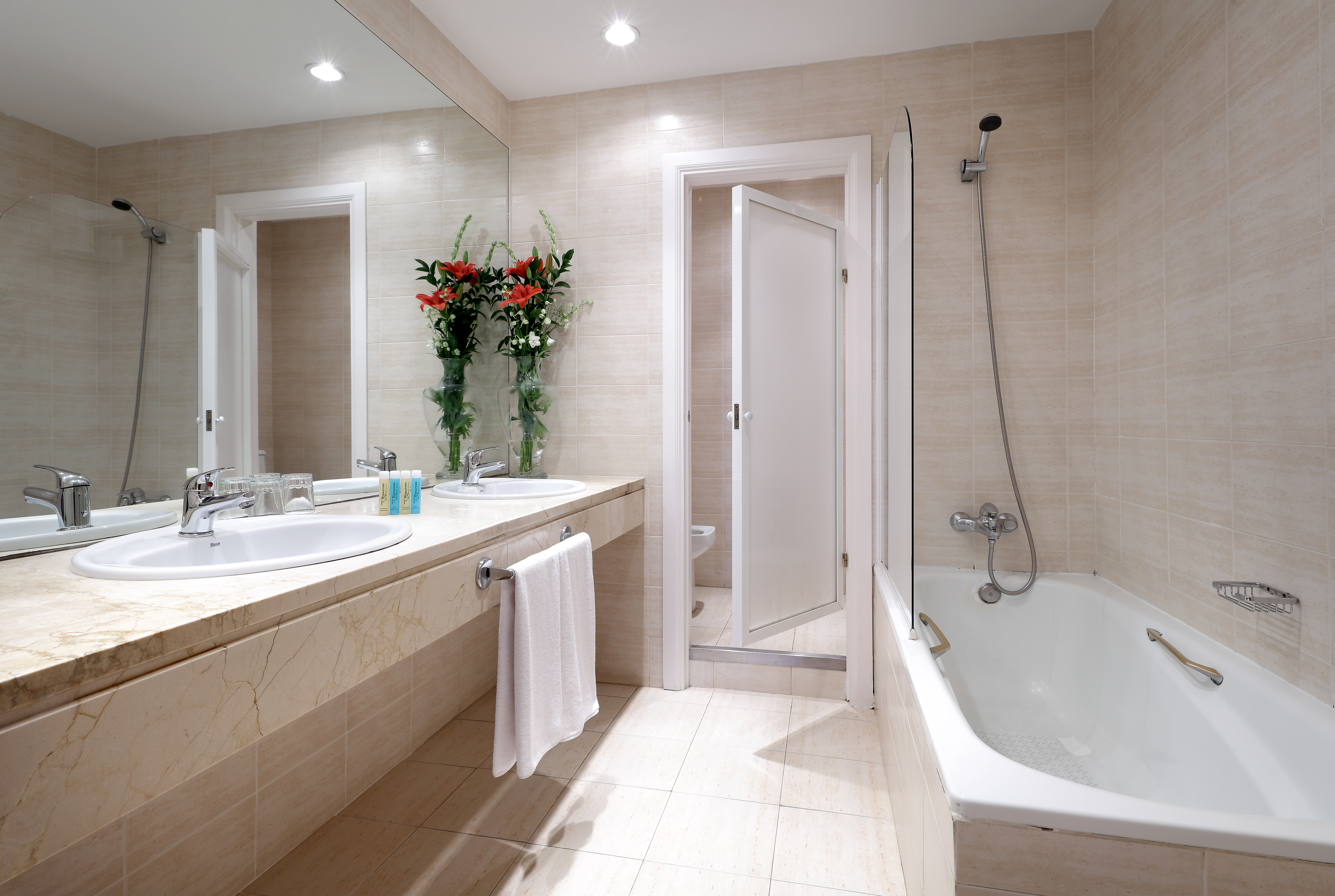 Double Single Superior