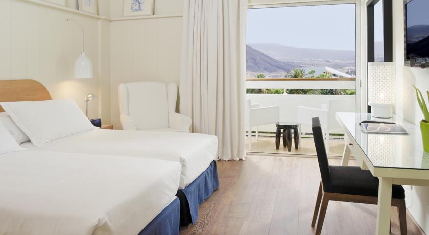 Double Single Sea View