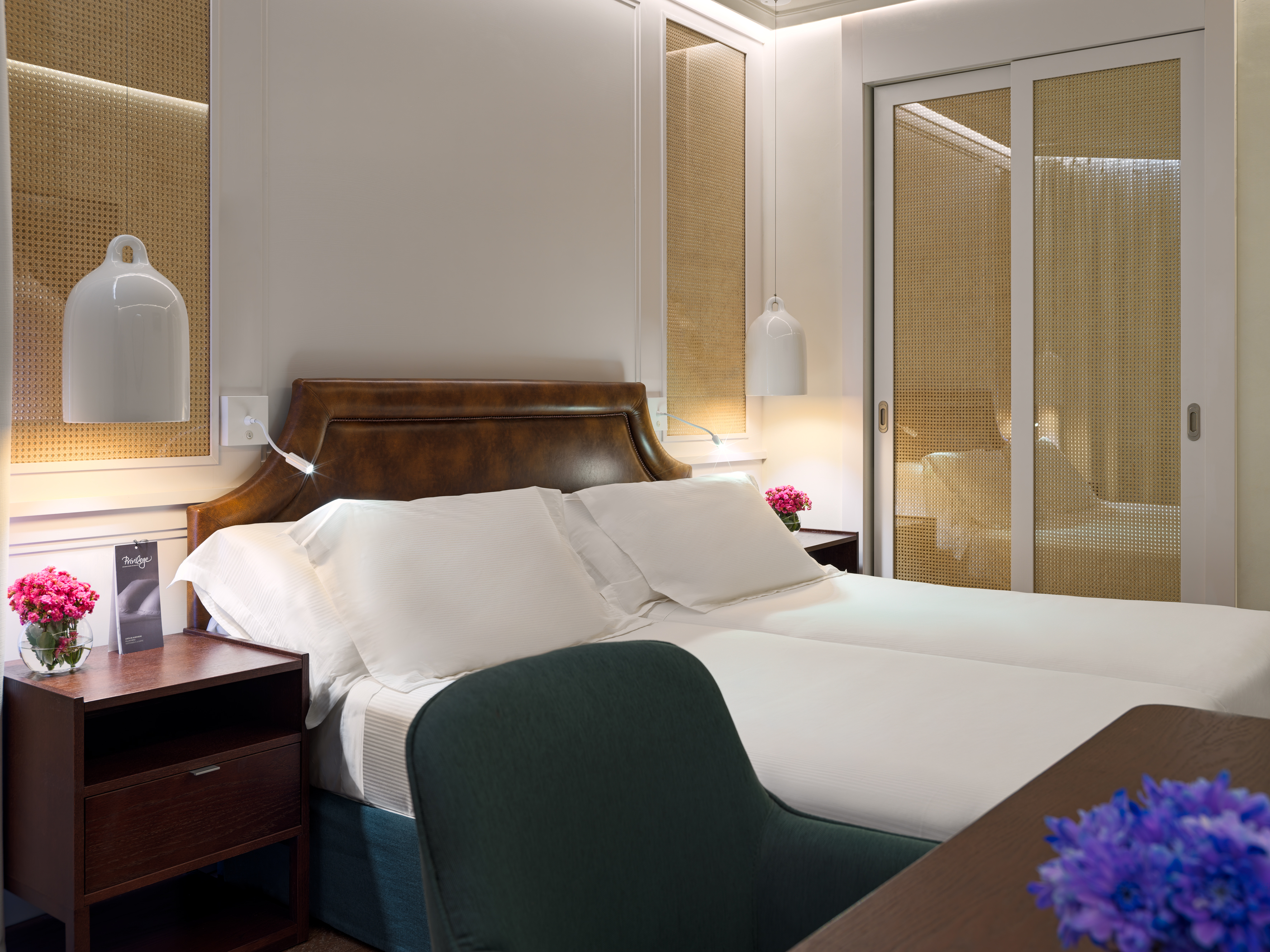 Double or Twin Standard