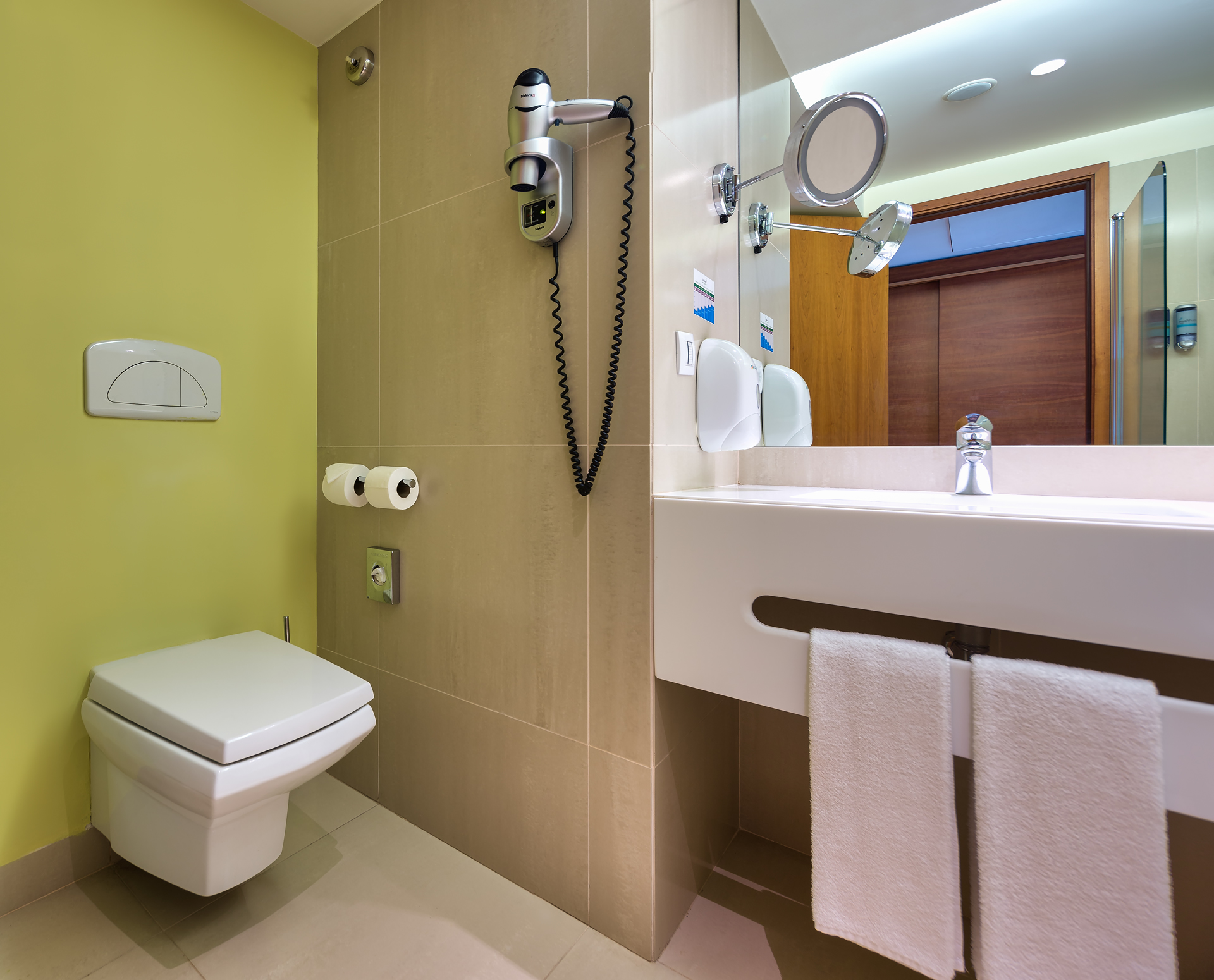 Double or Twin Superior Sea View