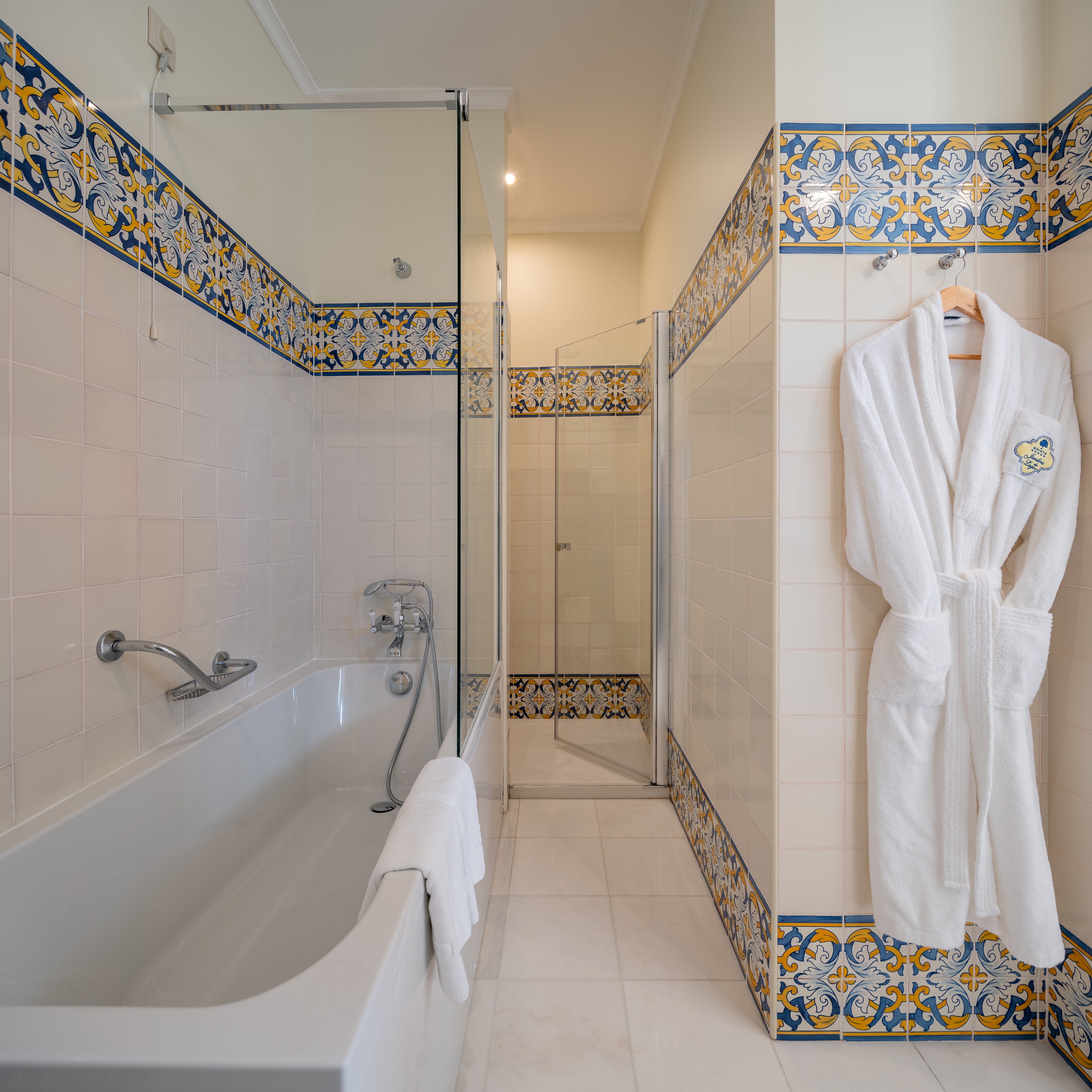 Junior Suite with Balcony