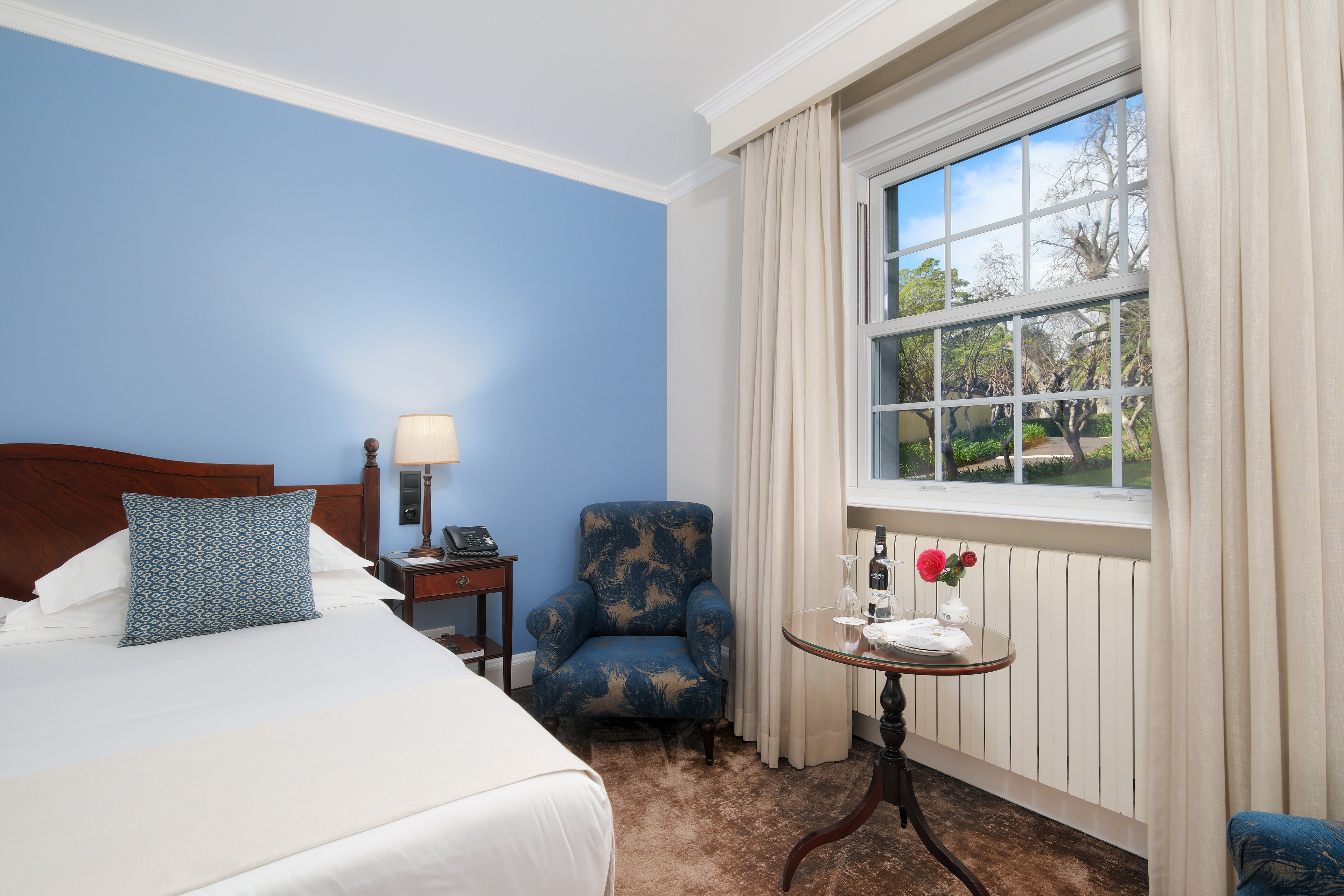 Double or Twin Standard