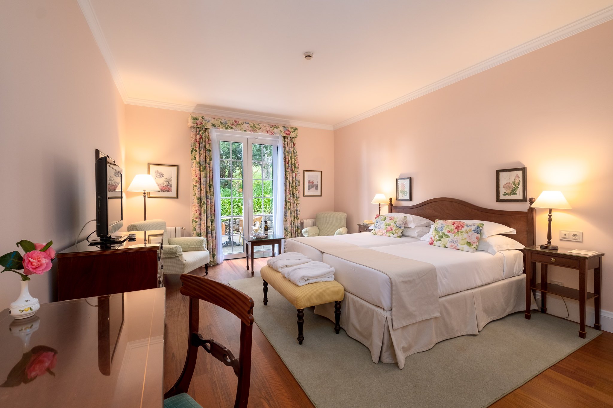 Double or Twin Superior