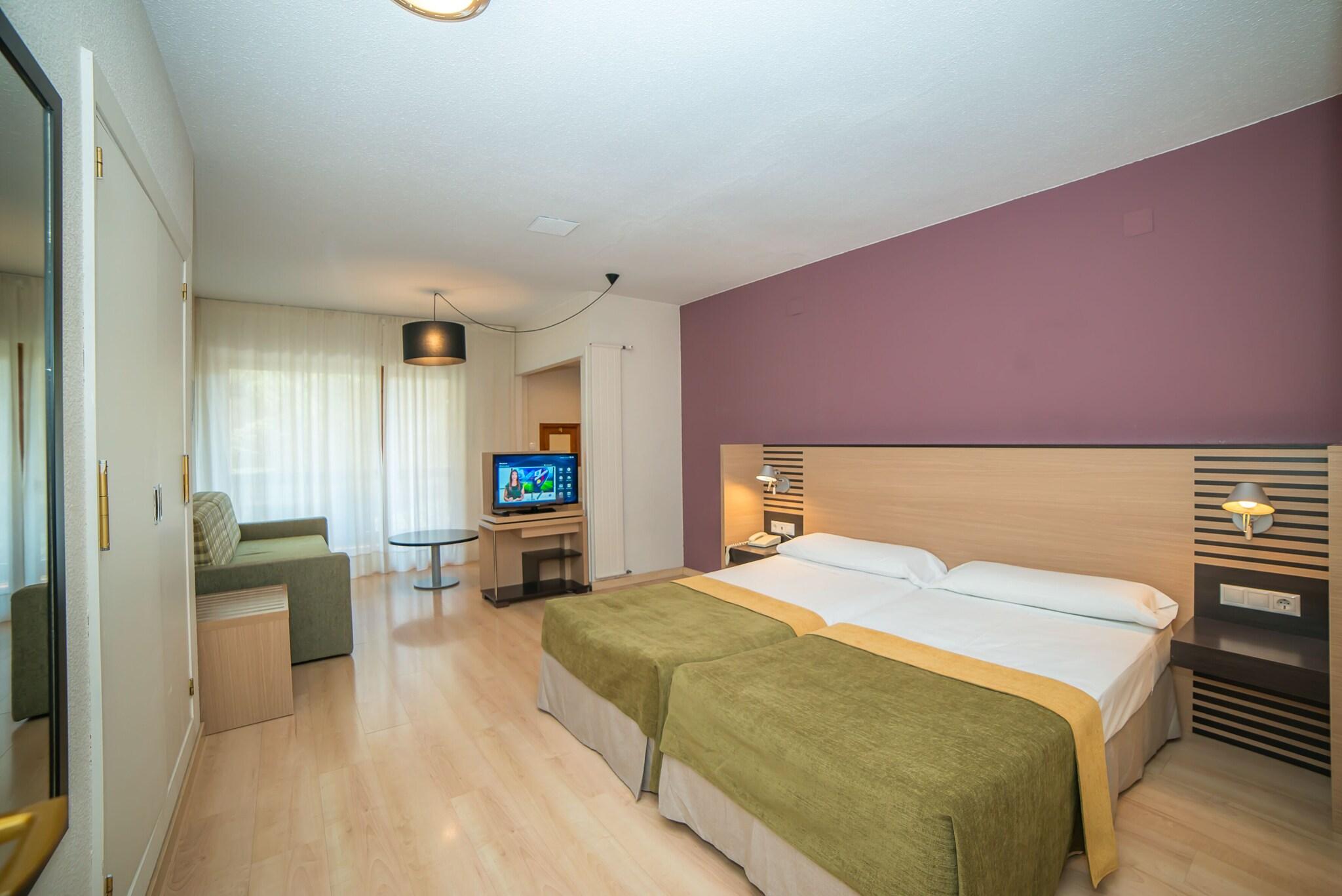 Family Room Two Beds