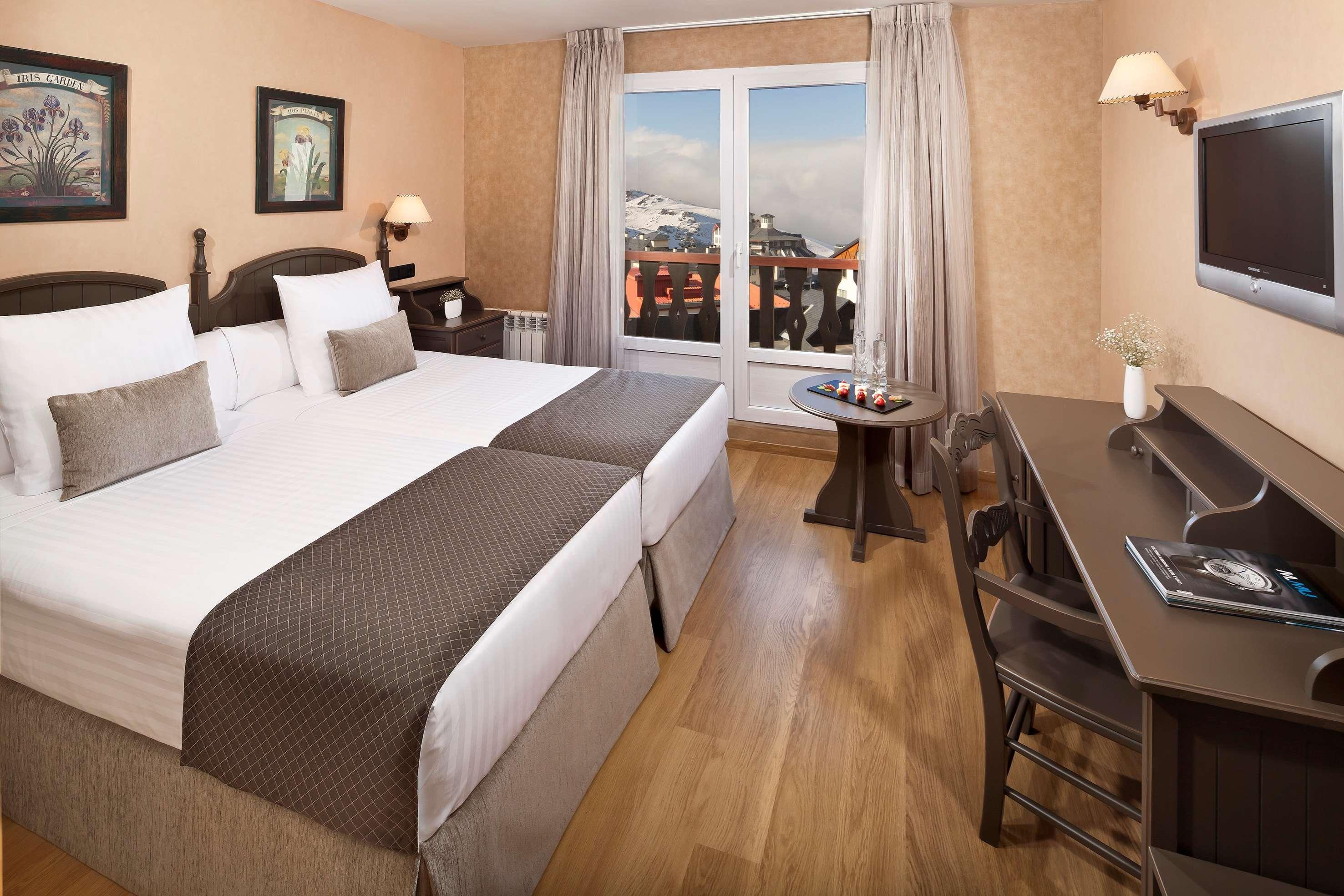 Triple Mountain View