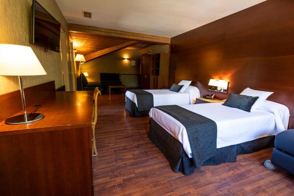 Family Room Standard