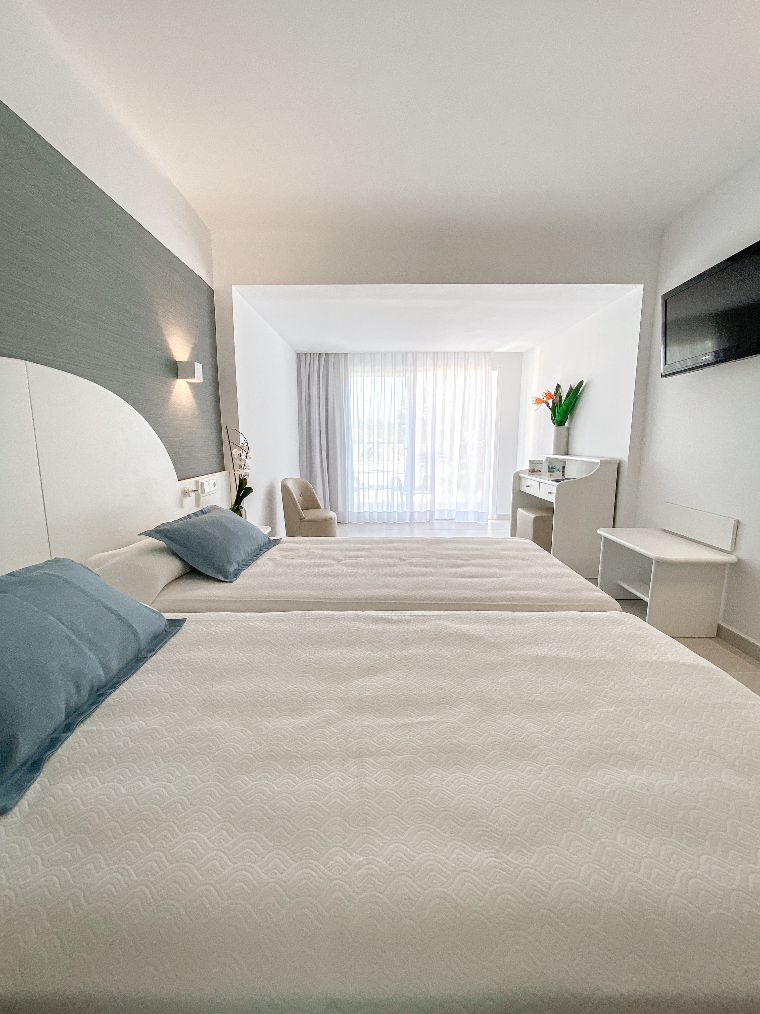 Double Single Superior