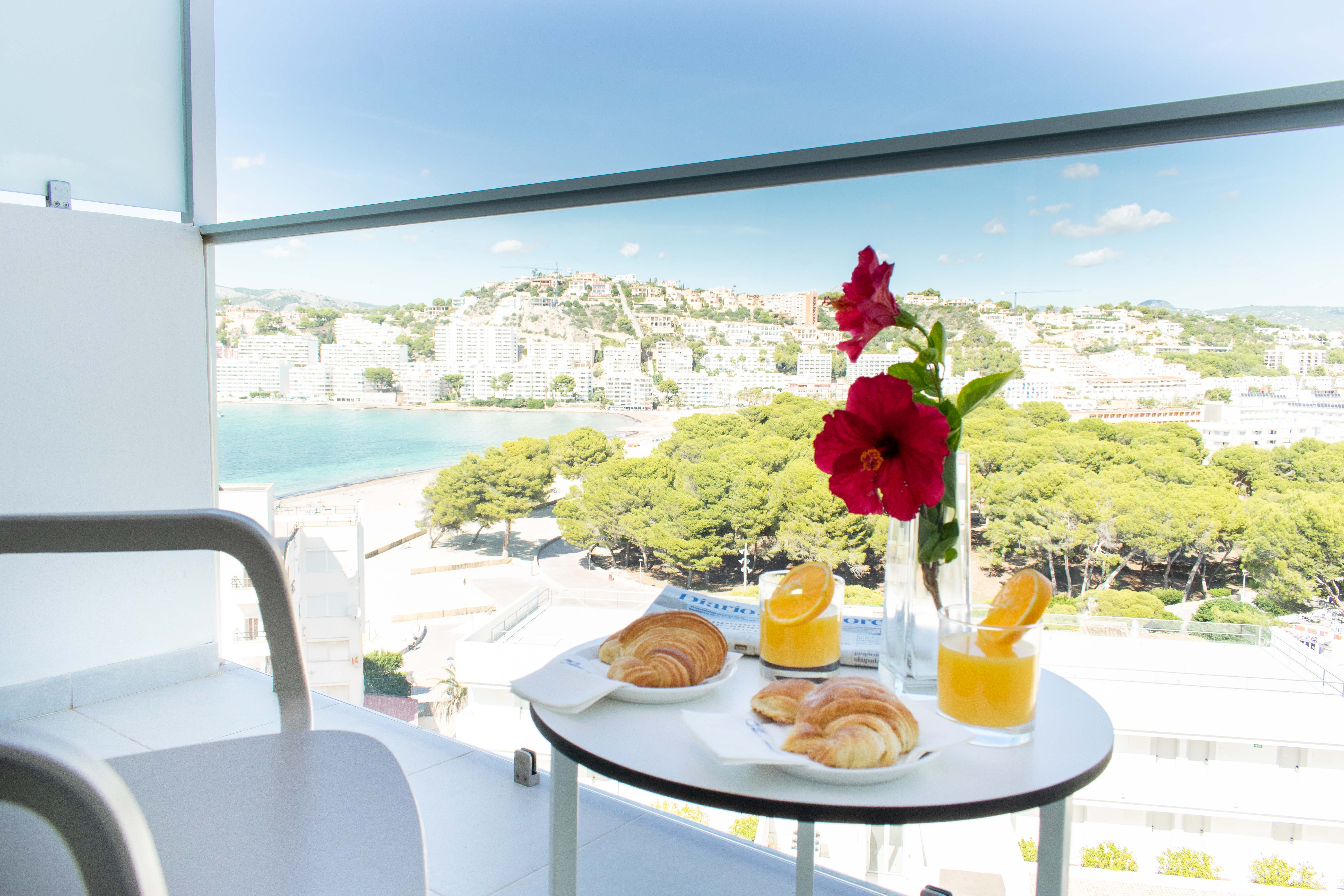 Double or Twin Side Sea View