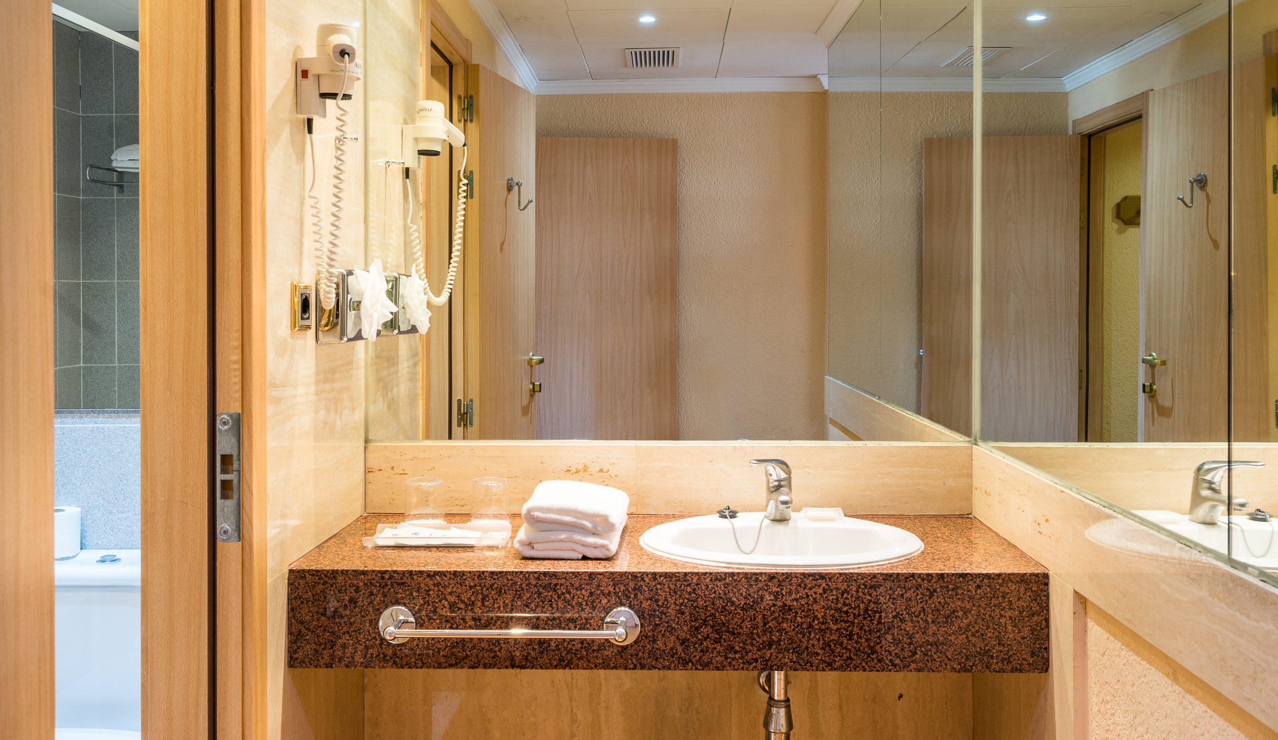 Double or Twin Connecting Room