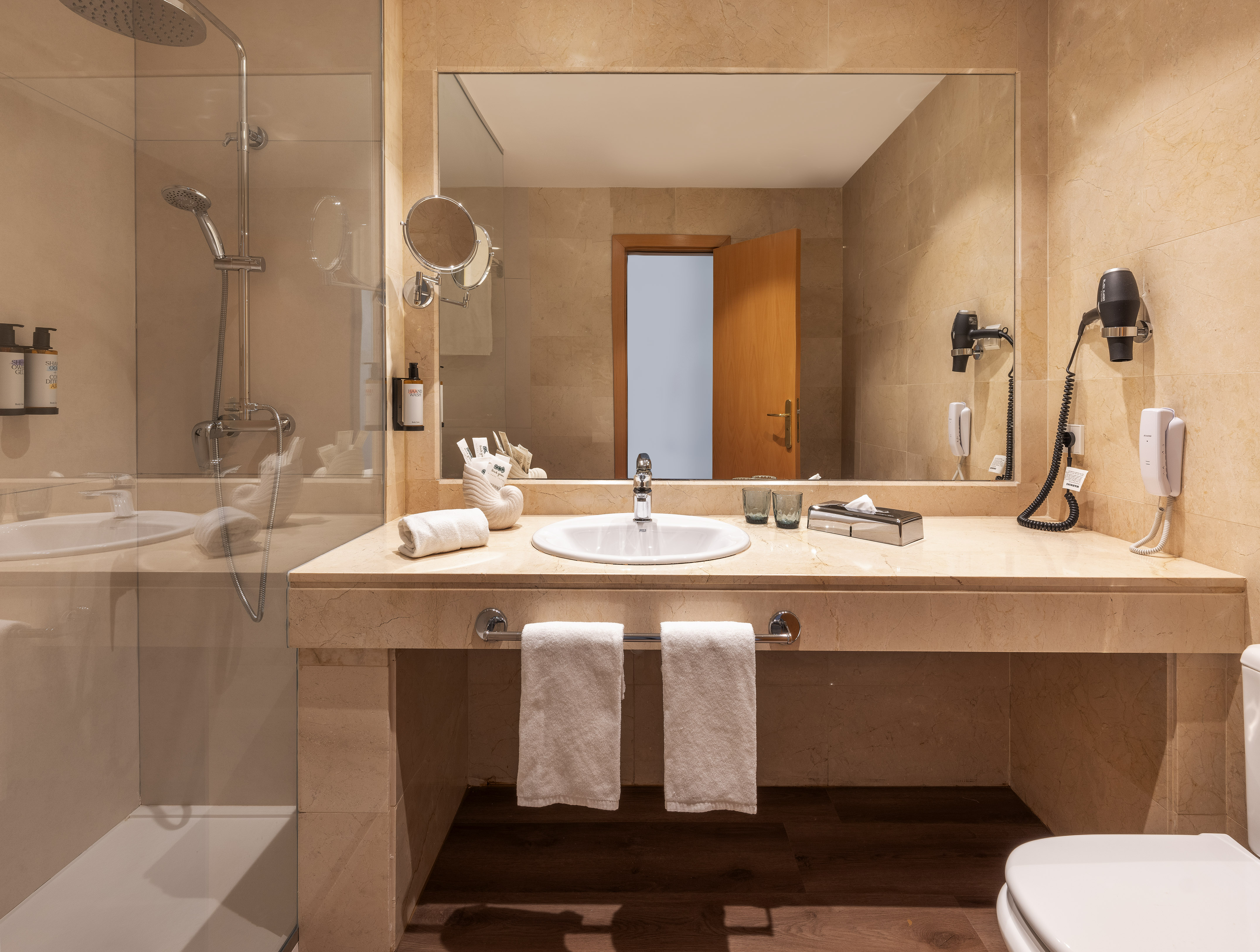 Double or Twin Connecting Room