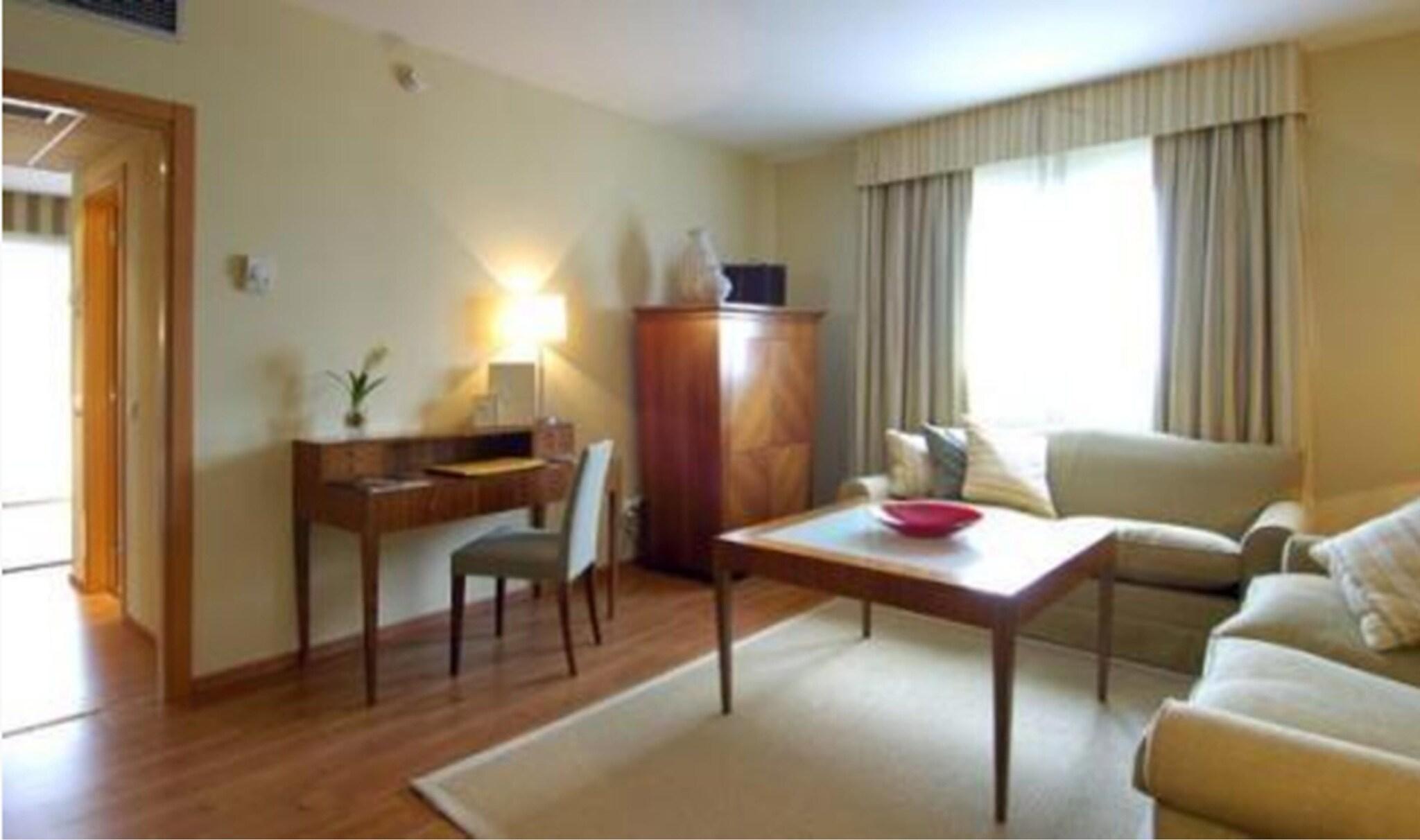 Junior Suite King Size Bed