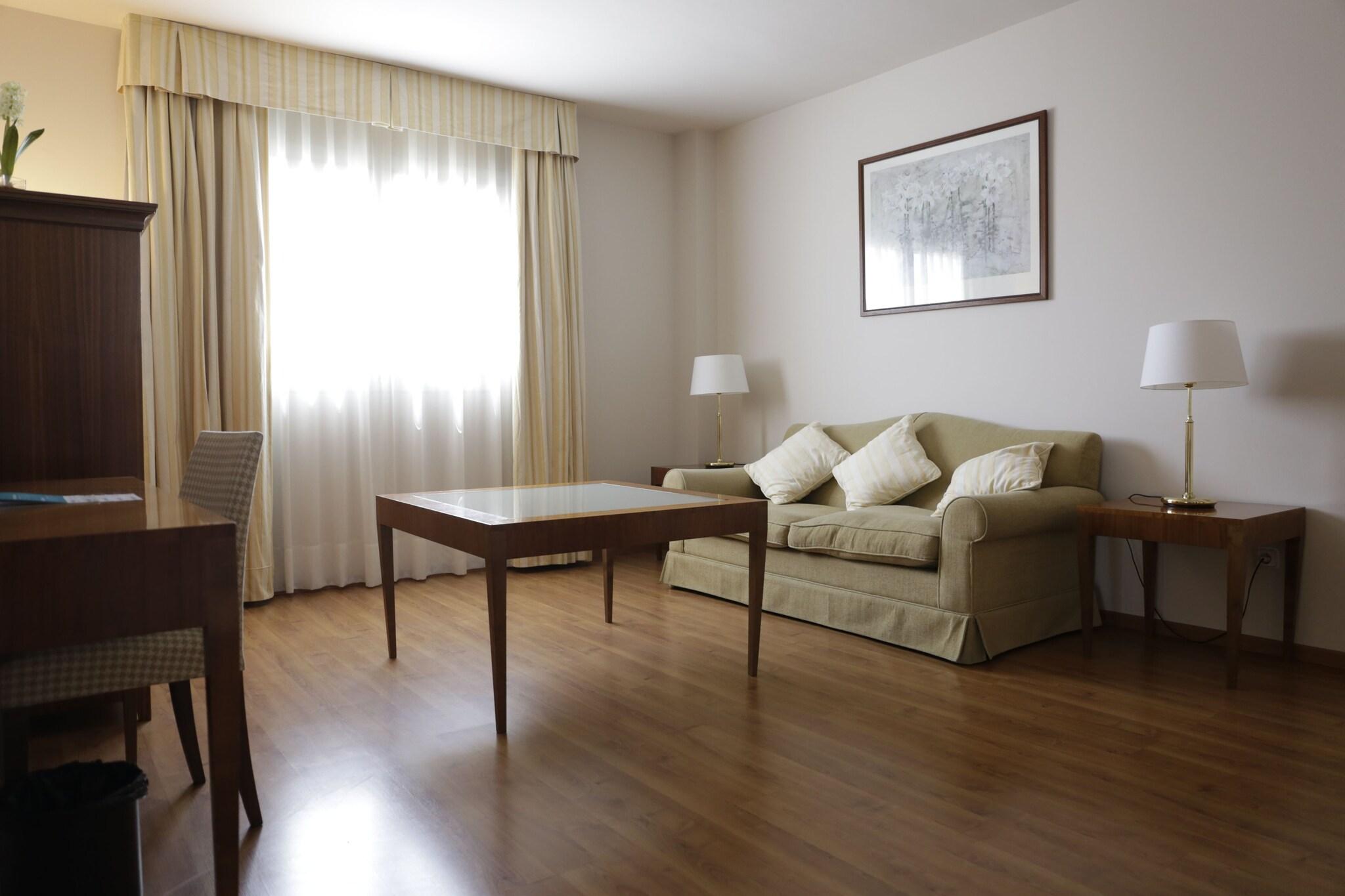 Junior Suite King Size Bed