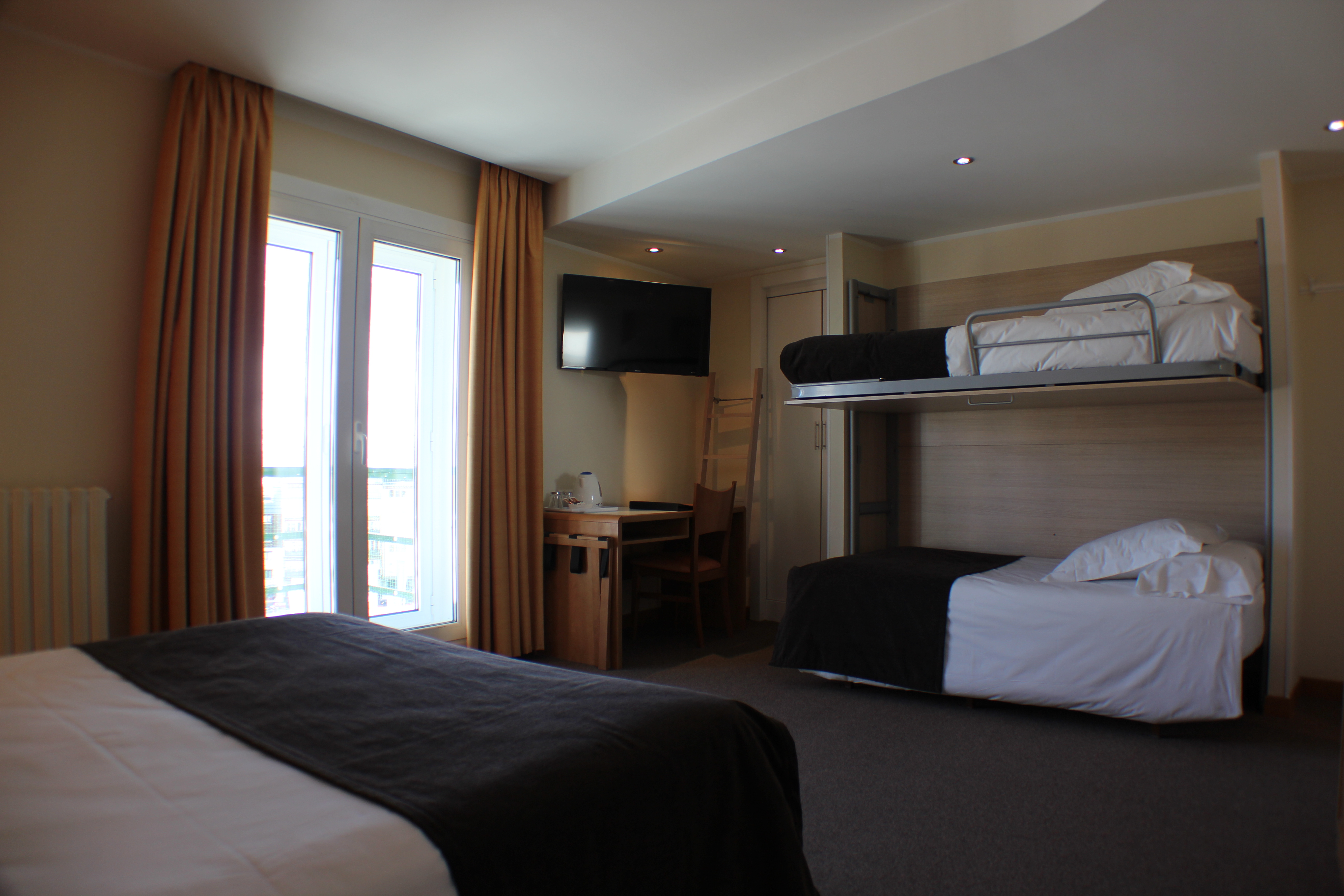 Quadruple Mountain View