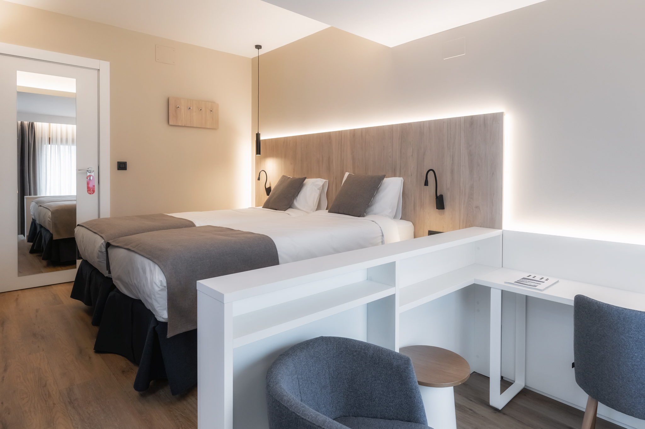 Double or Twin Standard