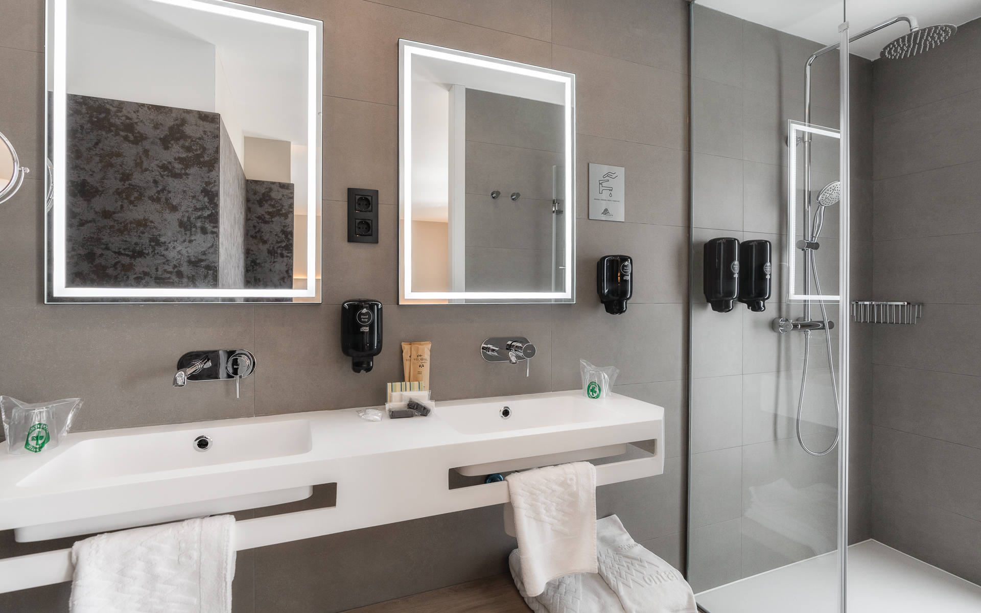 Double or Twin Comfort