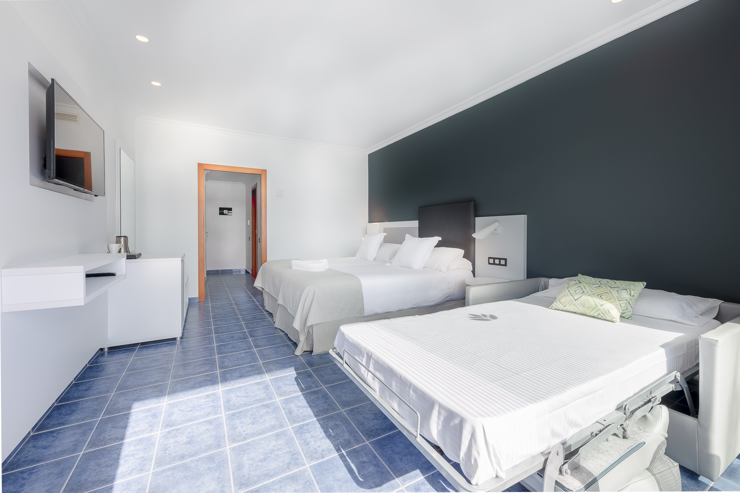 Double or Twin Sea View Capacity 2