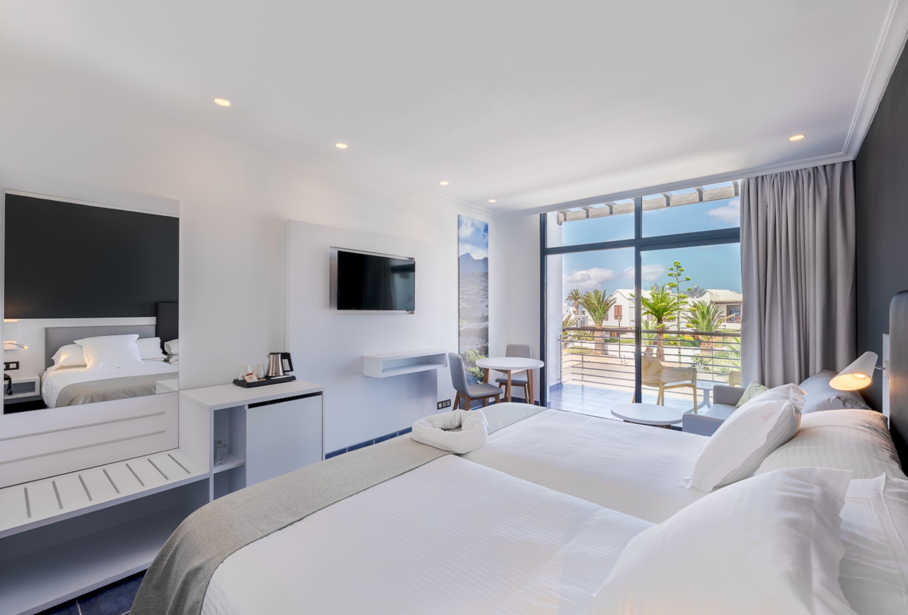 Double or Twin Sea View