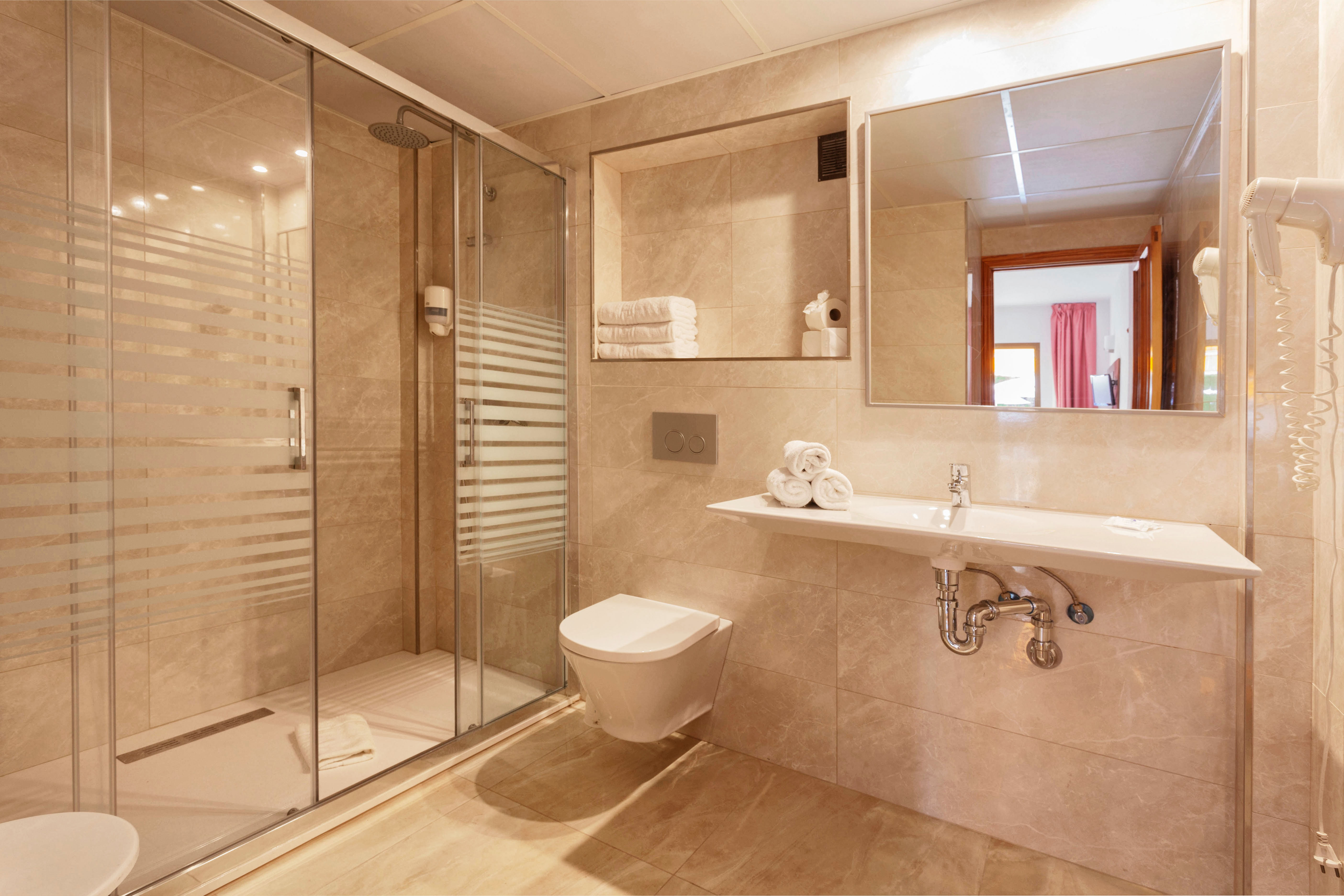 Double or Twin Standard