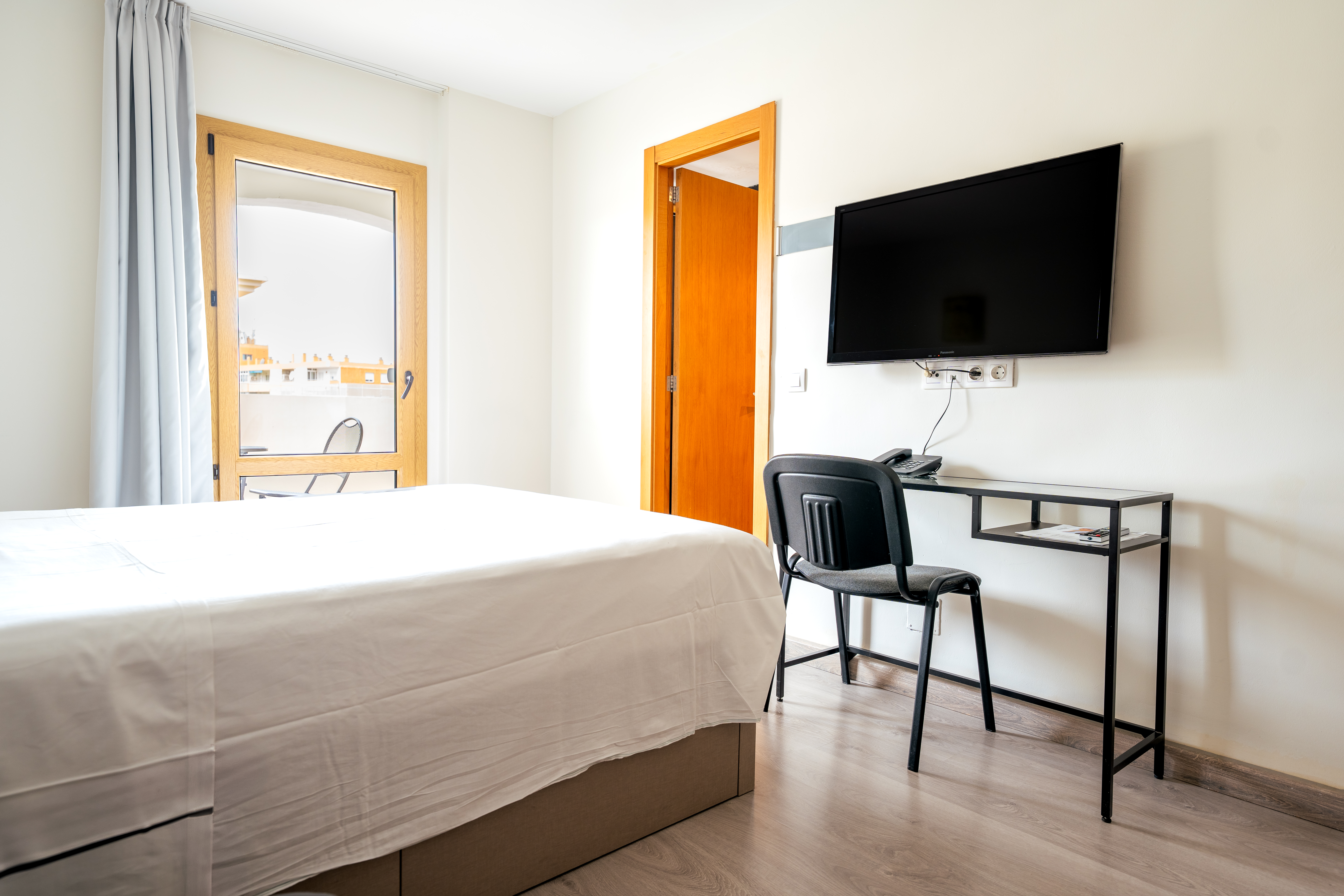 Family Room Capacity 3