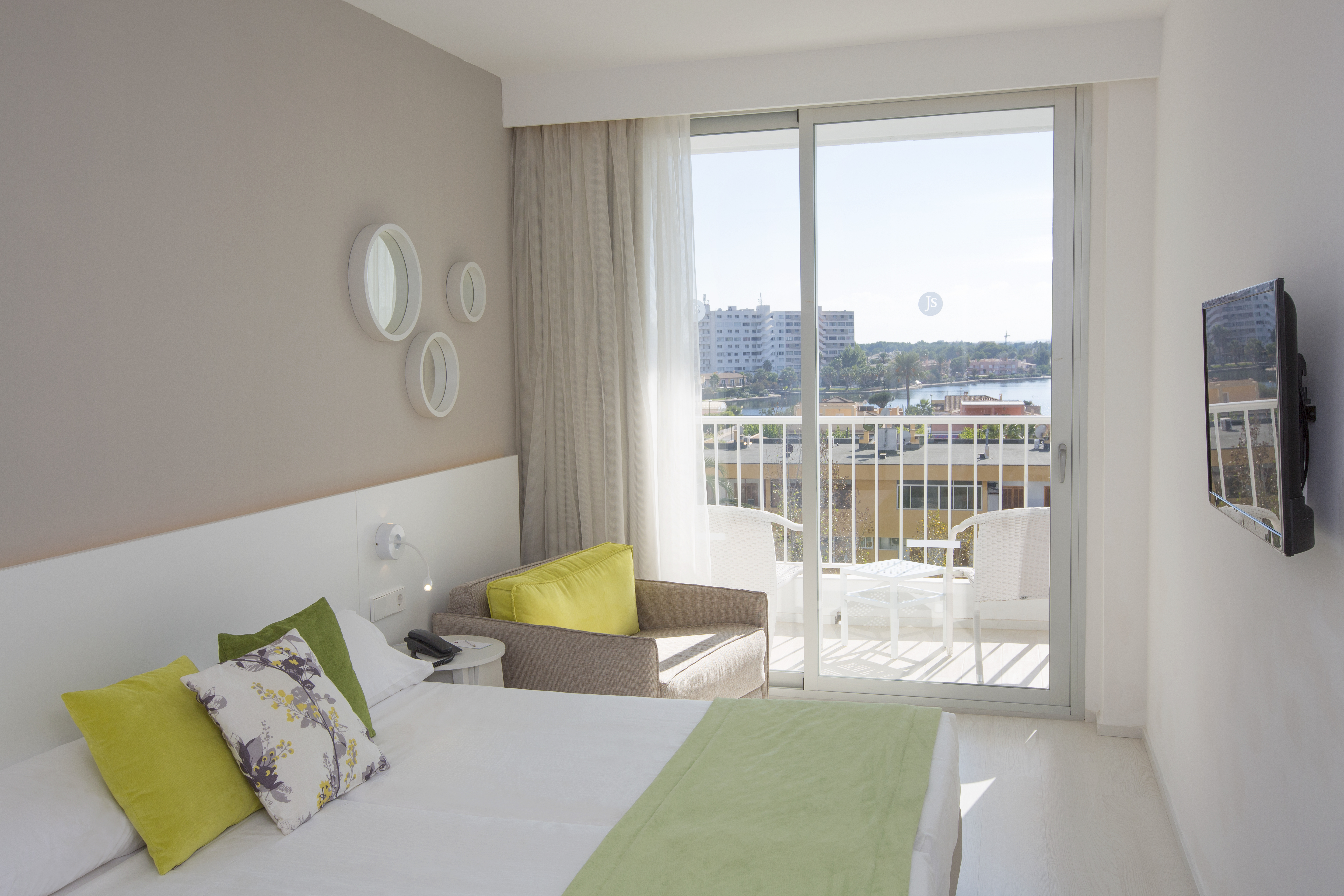 Double or Twin Pool View