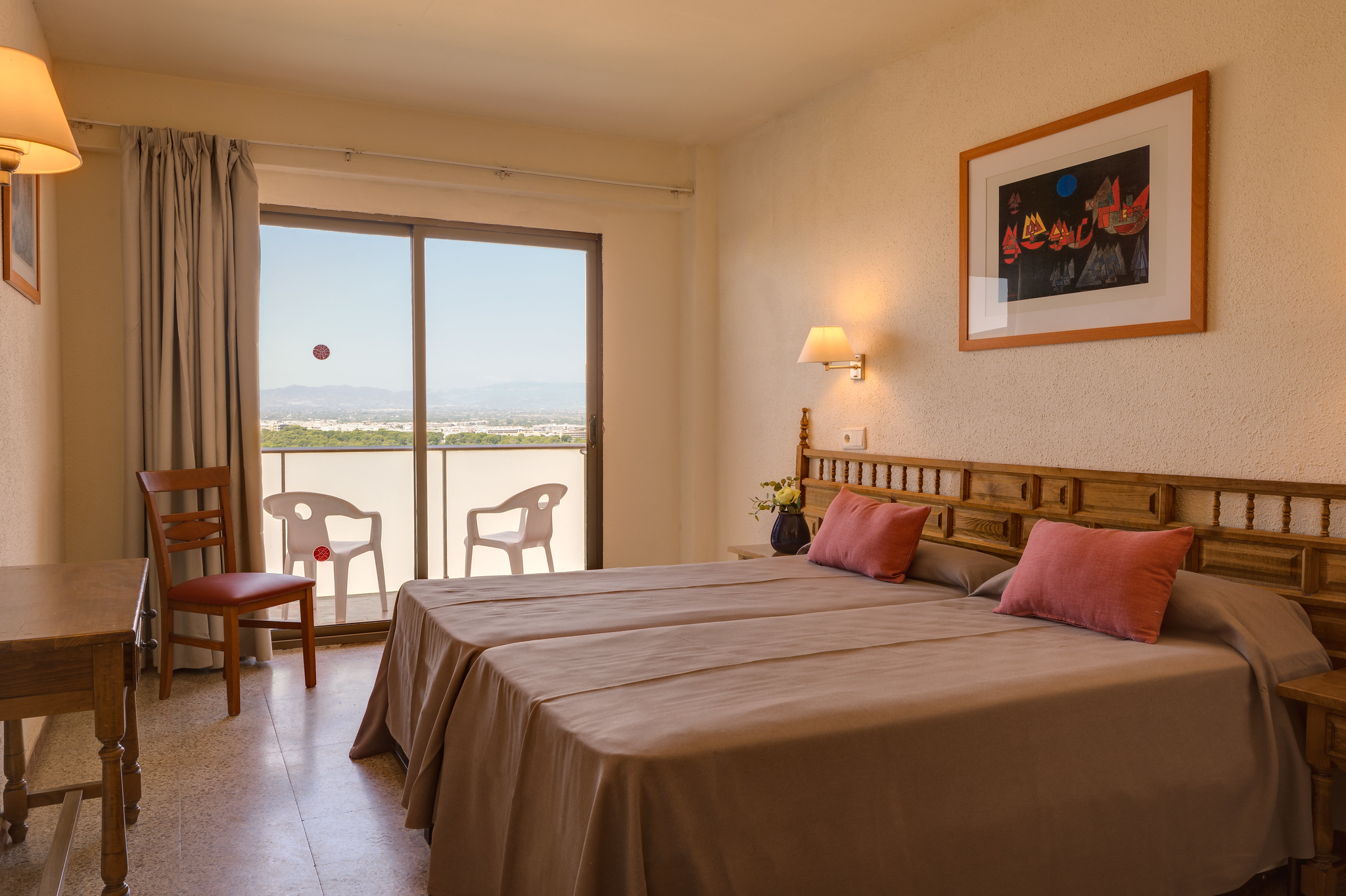 Double or Twin Standard