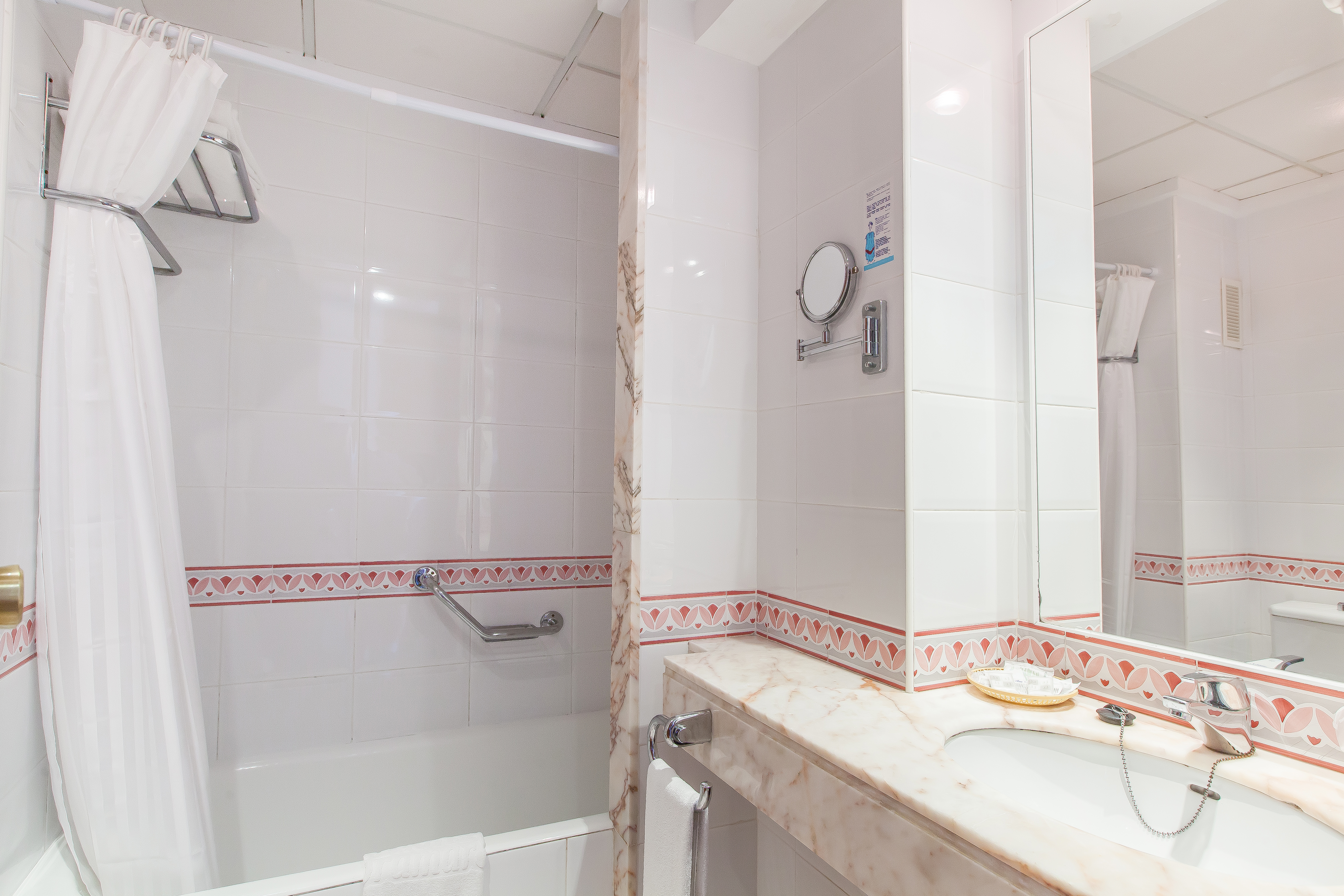 Double or Twin Standard