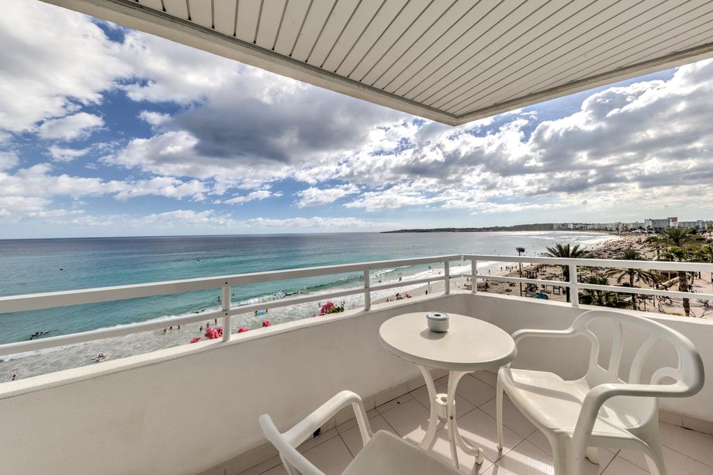 Double or Twin Sea View