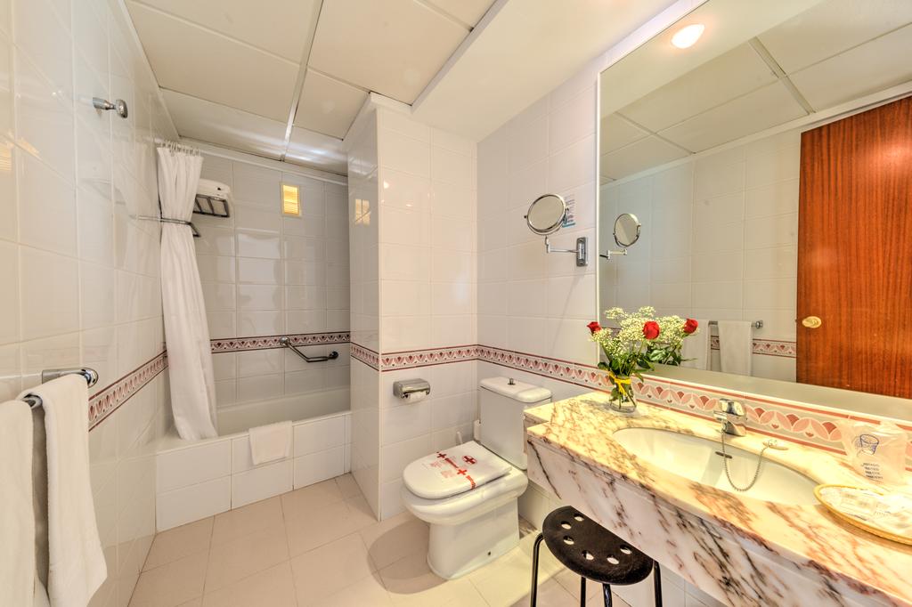 Double or Twin Sea View