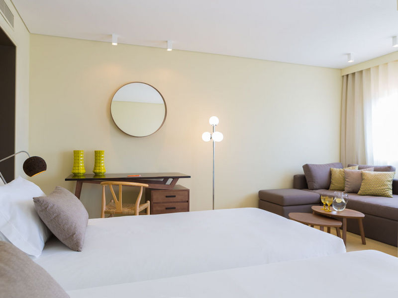 Double or Twin Superior