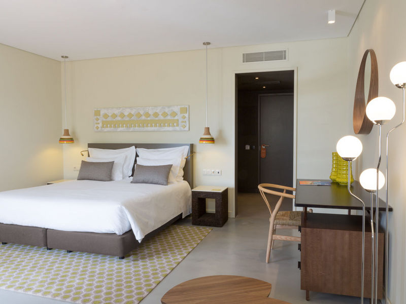 Double or Twin Superior