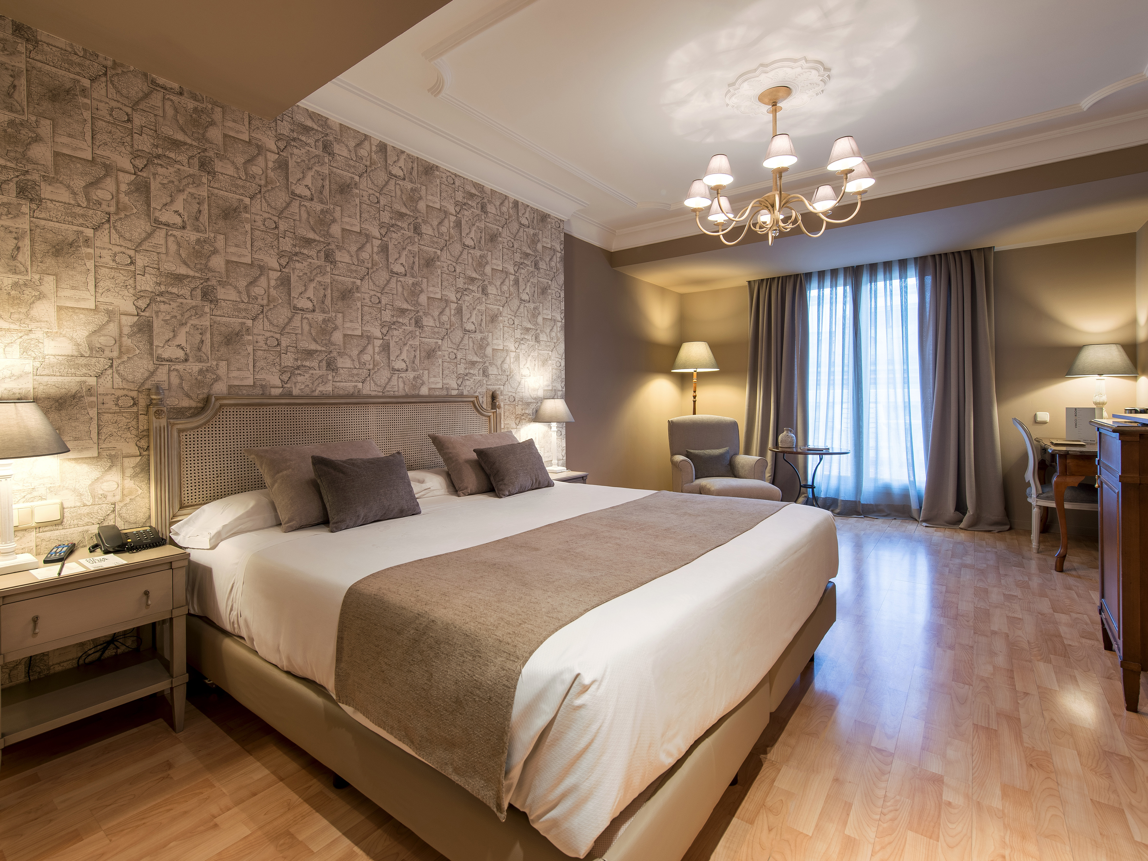 Double Single Superior