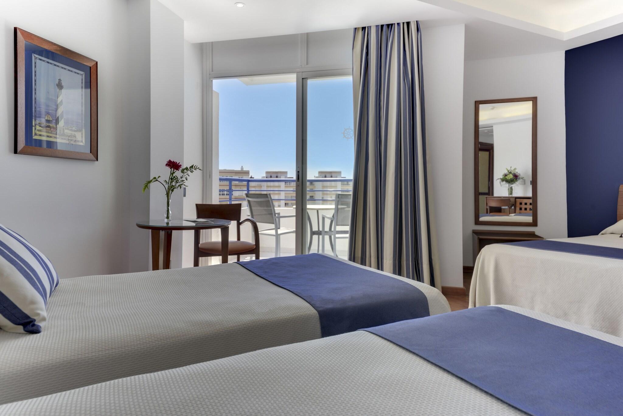 Quadruple Capacity 4