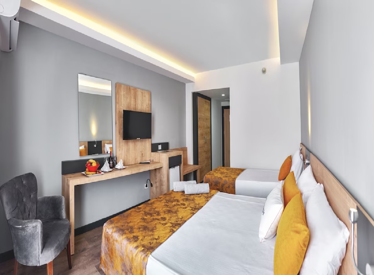 Double Single Economy