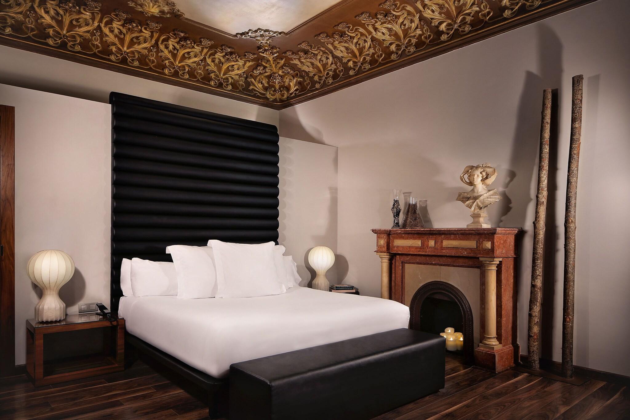 Suite with Double Bed