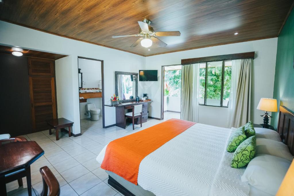 Double King Size Bed