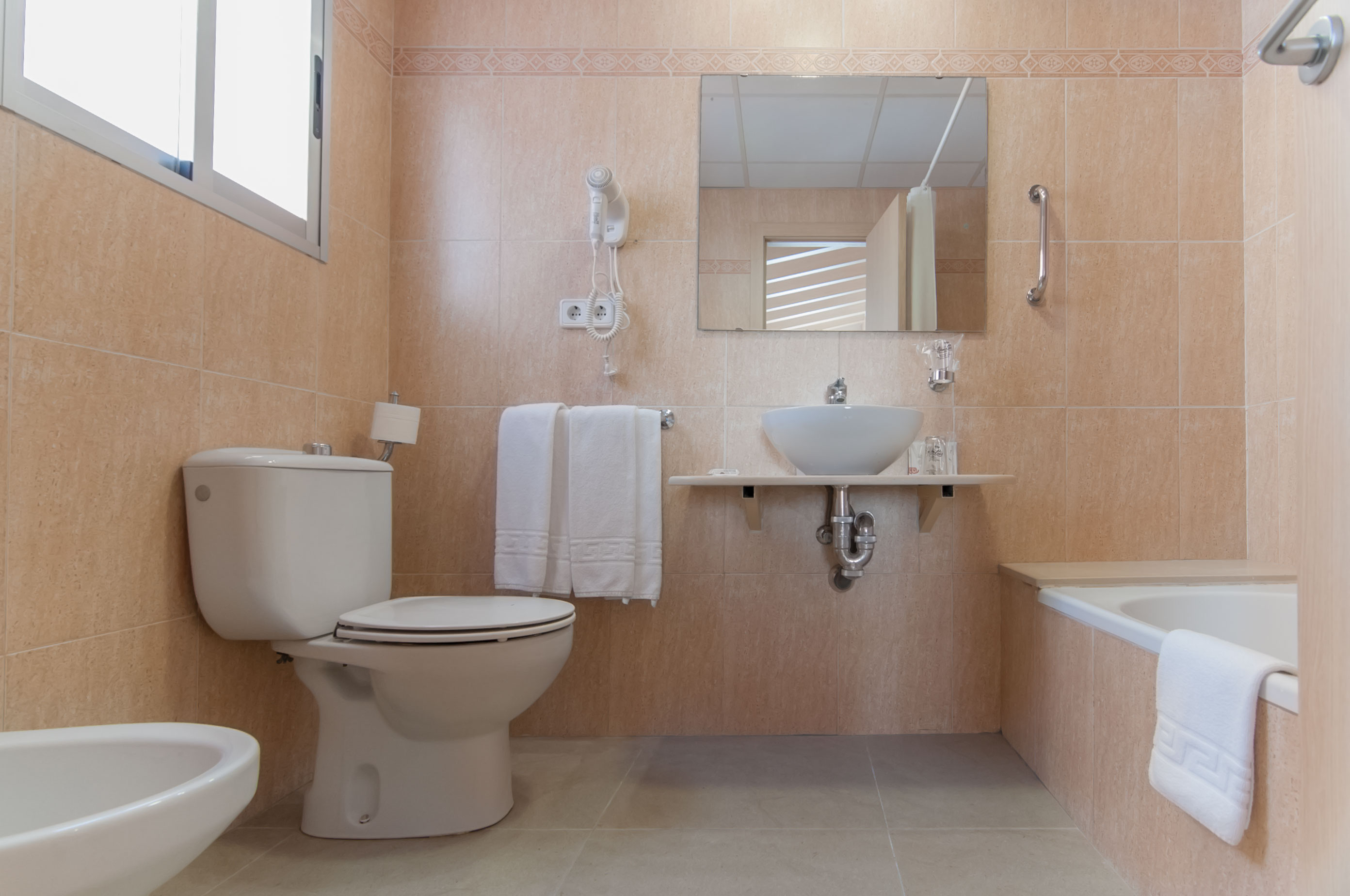 Double or Twin Capacity 2