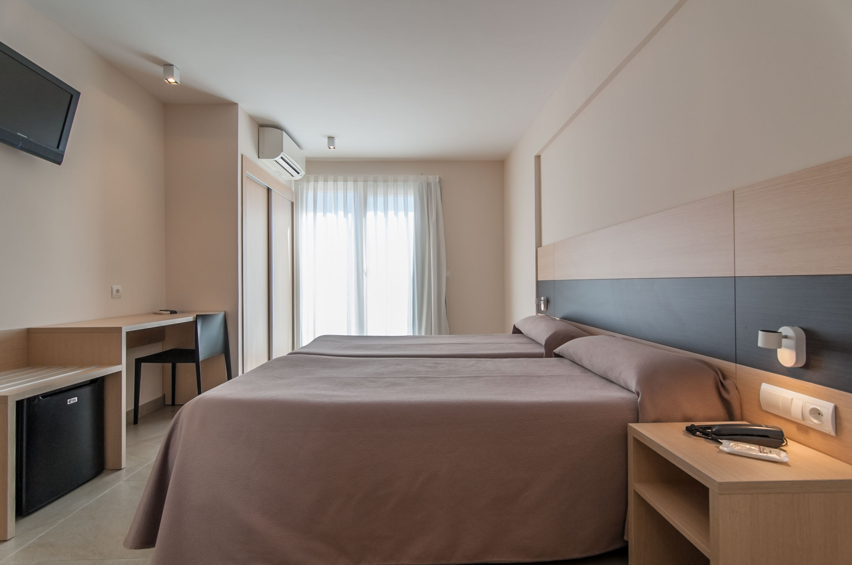 Double or Twin Capacity 2