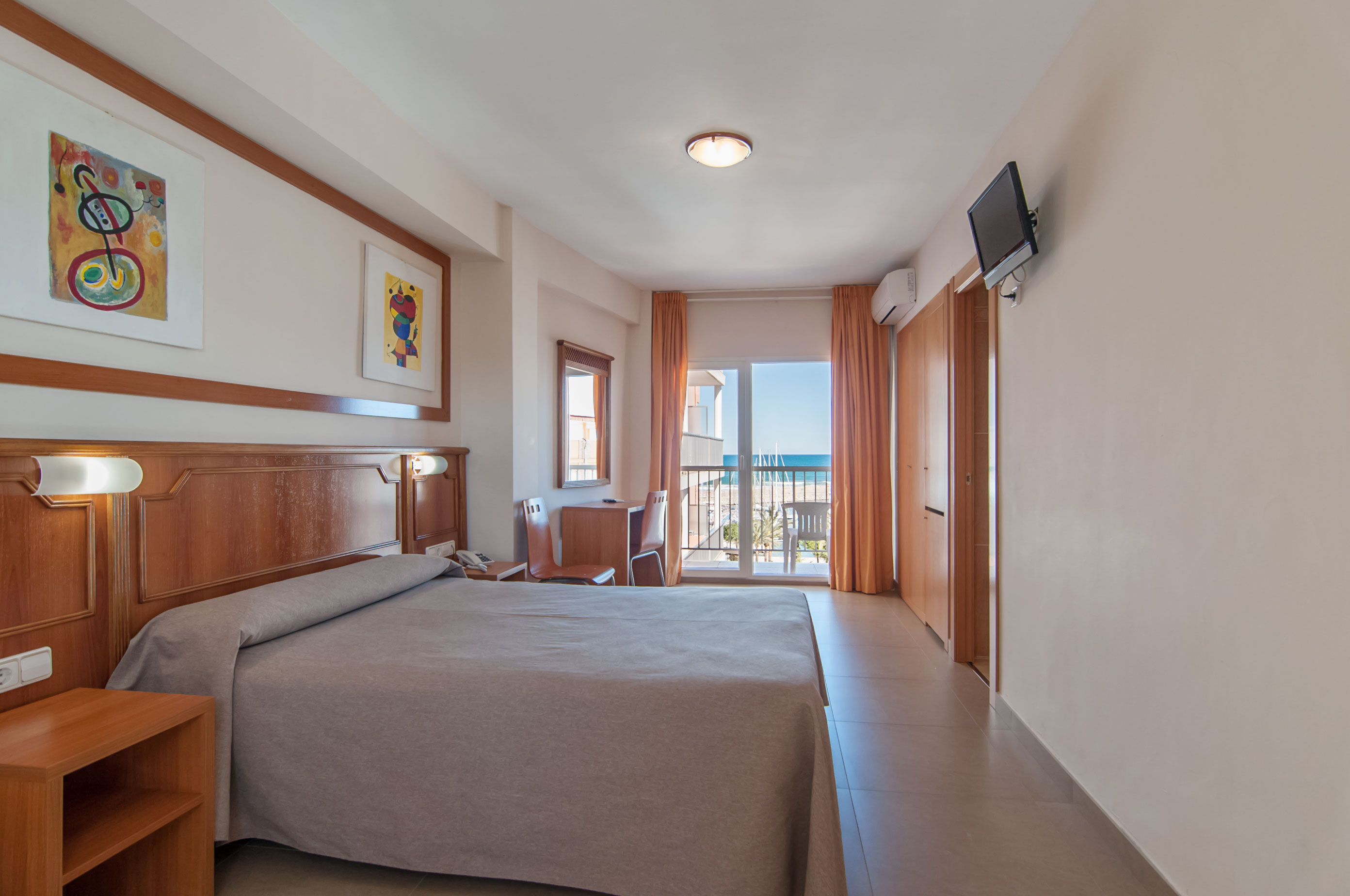 Double or Twin Capacity 2